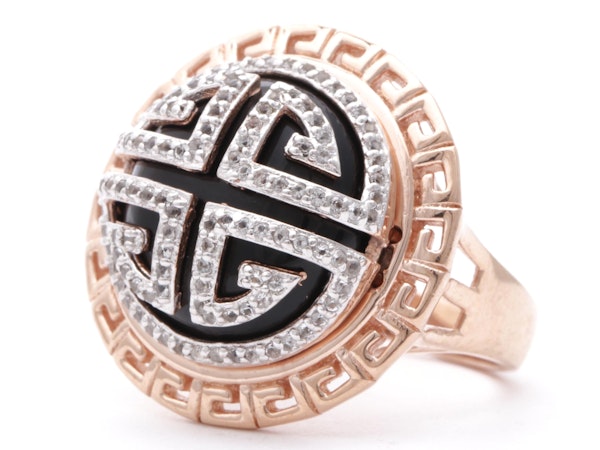 Jewelry Collectibles Decor More 19col175 Ebth