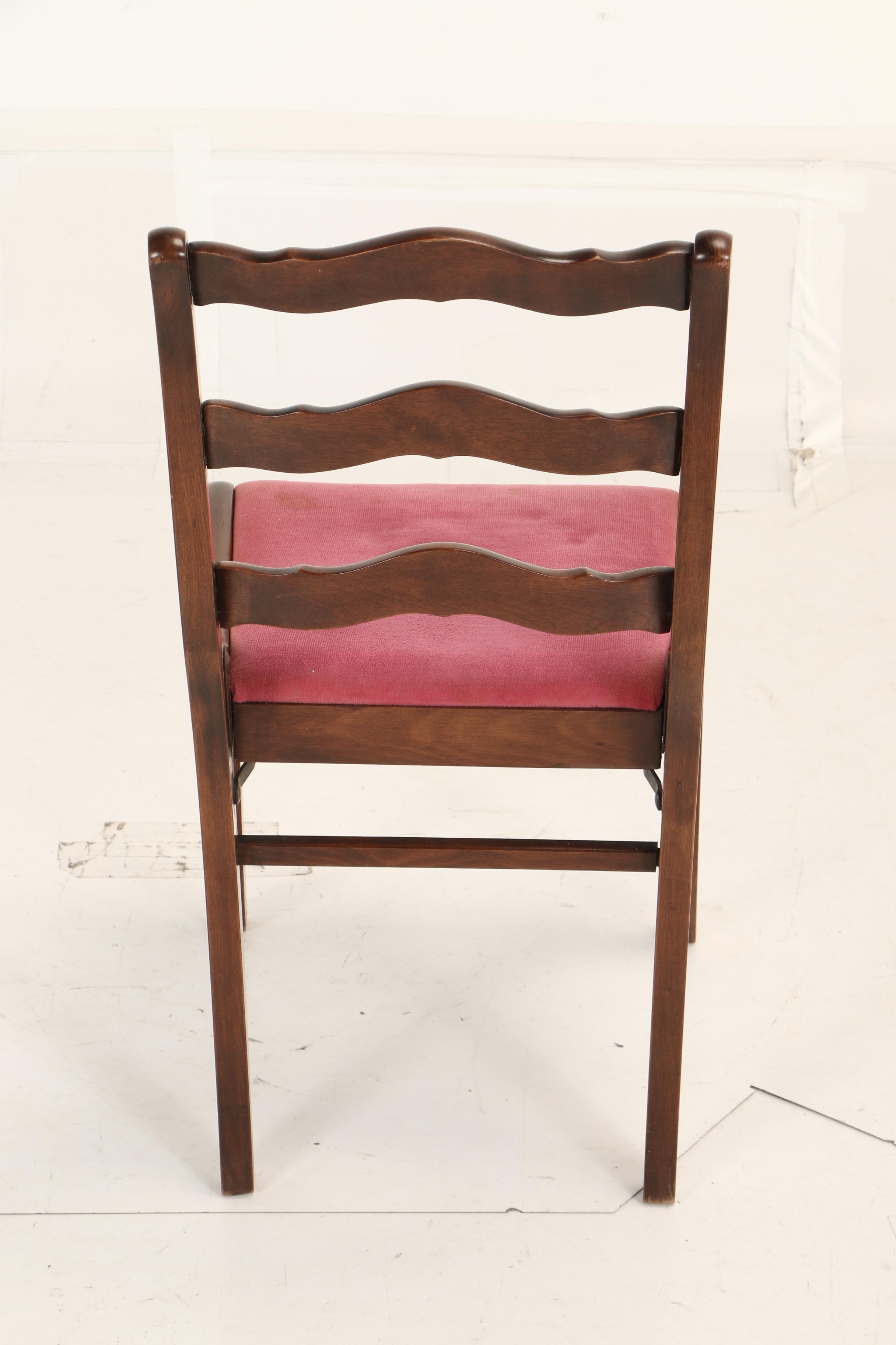 Tell City Chair Co., Six Classical Style MahoganyStained Folding Side