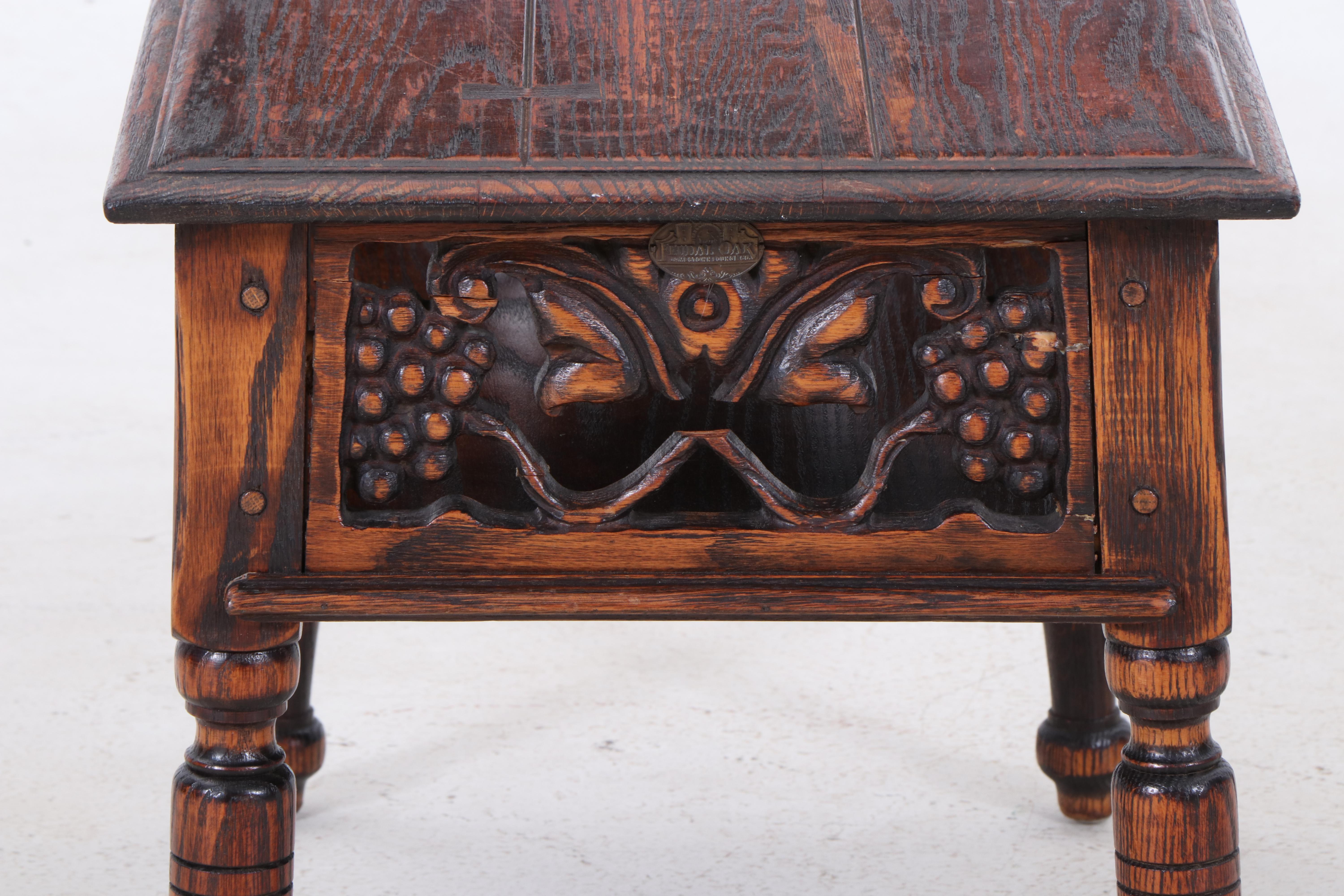 Tudor Style Jamestown Lounge "Feudal Oak" End Table EBTH