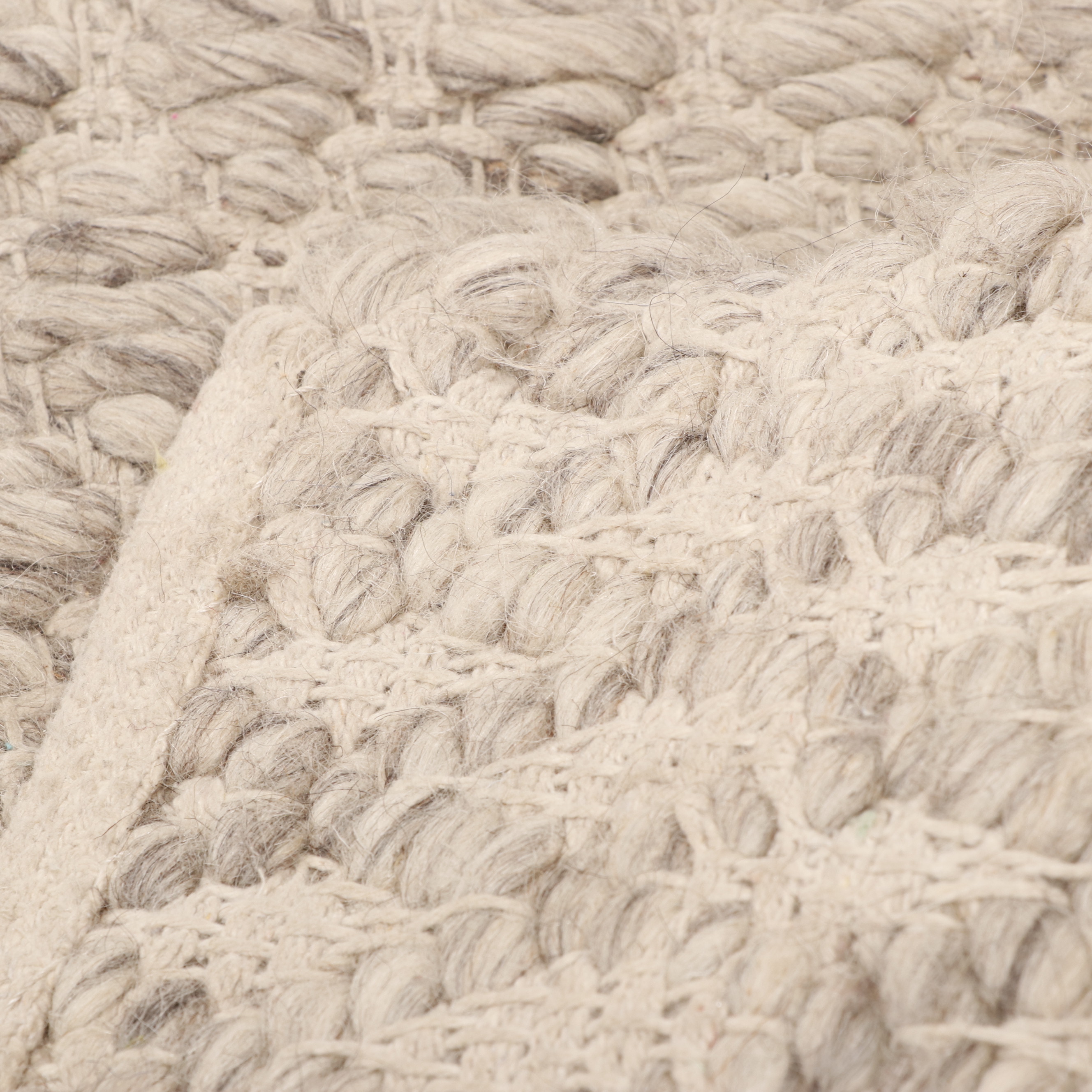 Restoration Hardware Chunky MiniDiamond Wool Blend Area Rug EBTH