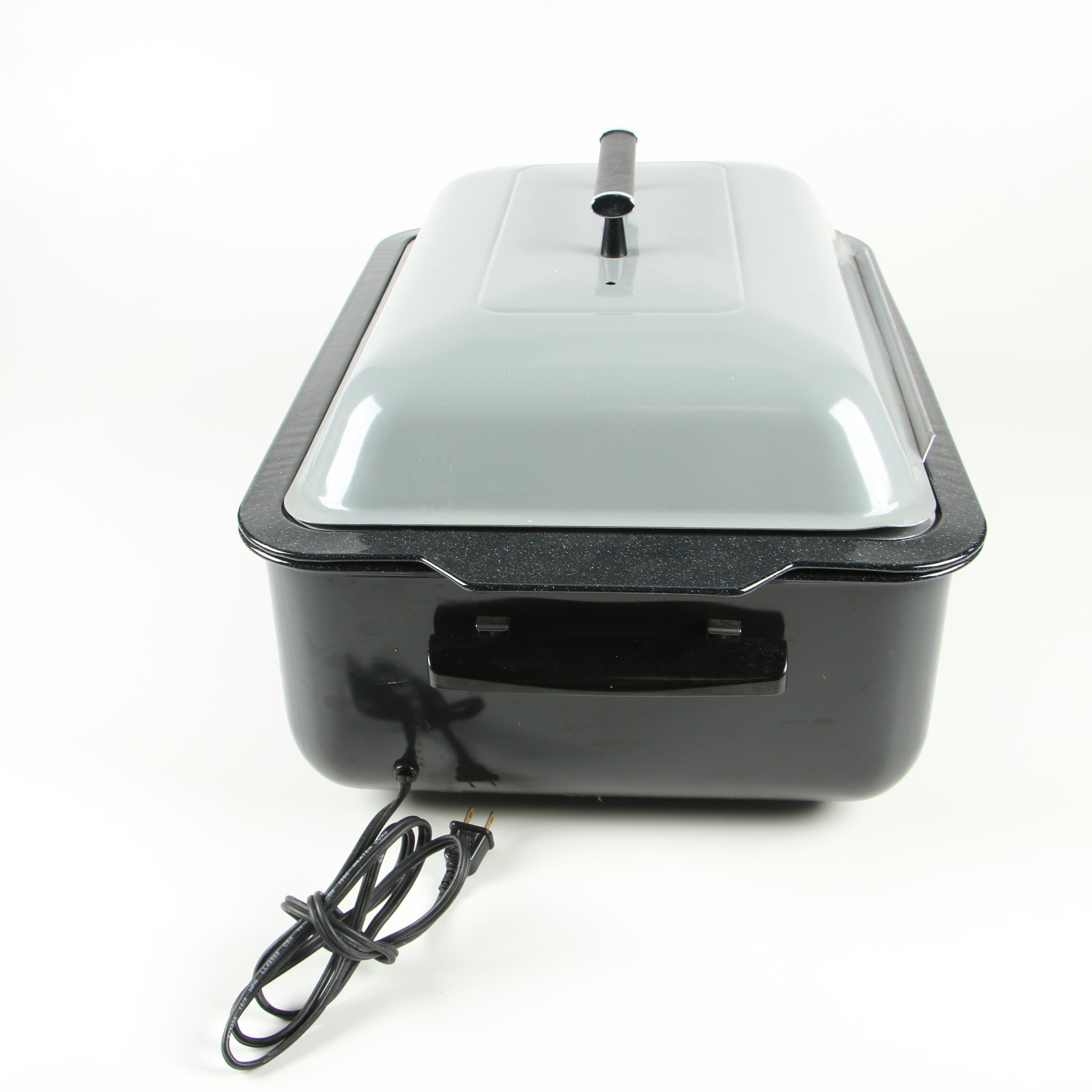 Nesco 18 Roaster Oven with Buffet Server and Bake Kit EBTH