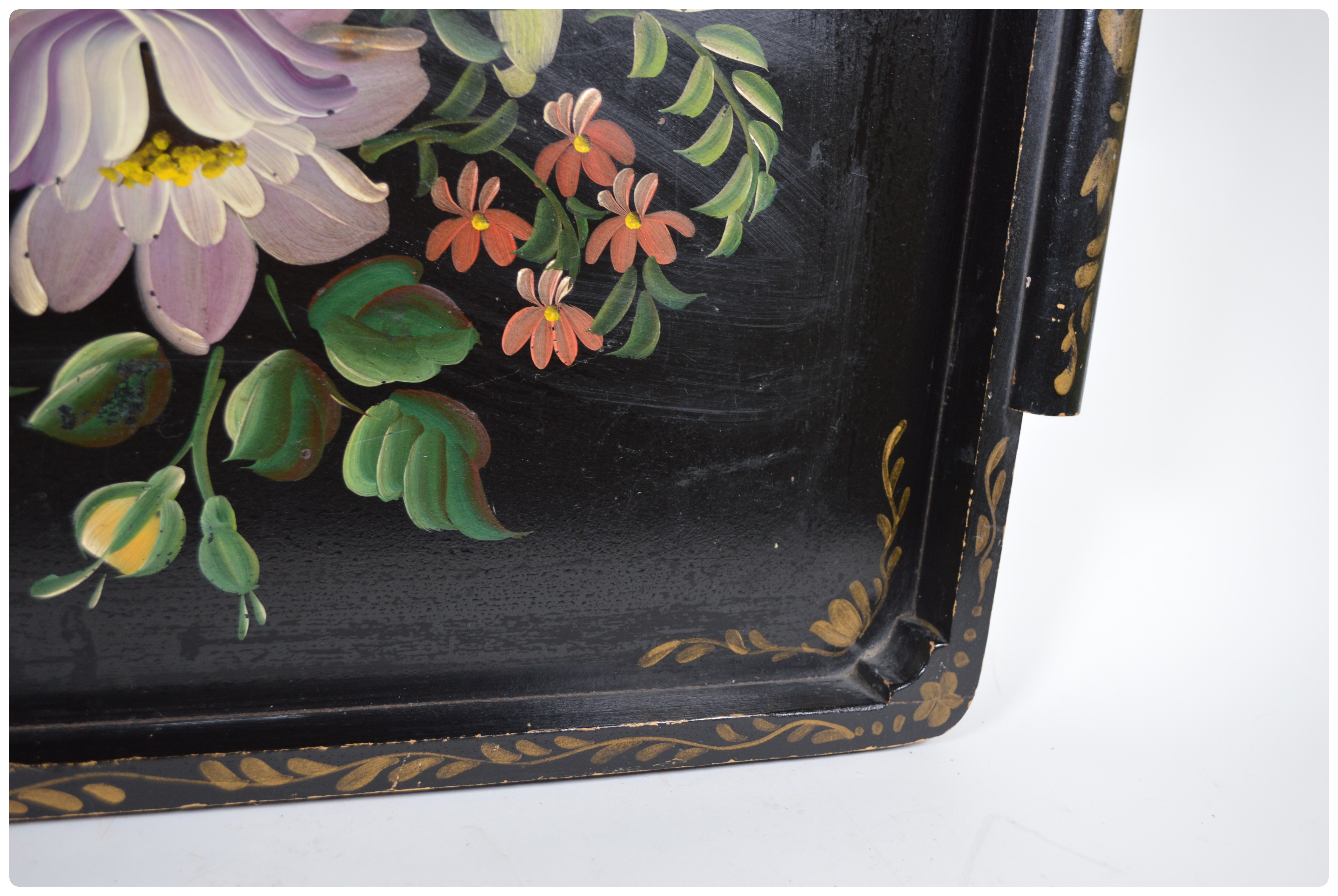 Tole Style Hand Painted Wooden Tray With Floral Motif Early 20th   DSC 0324.JPG