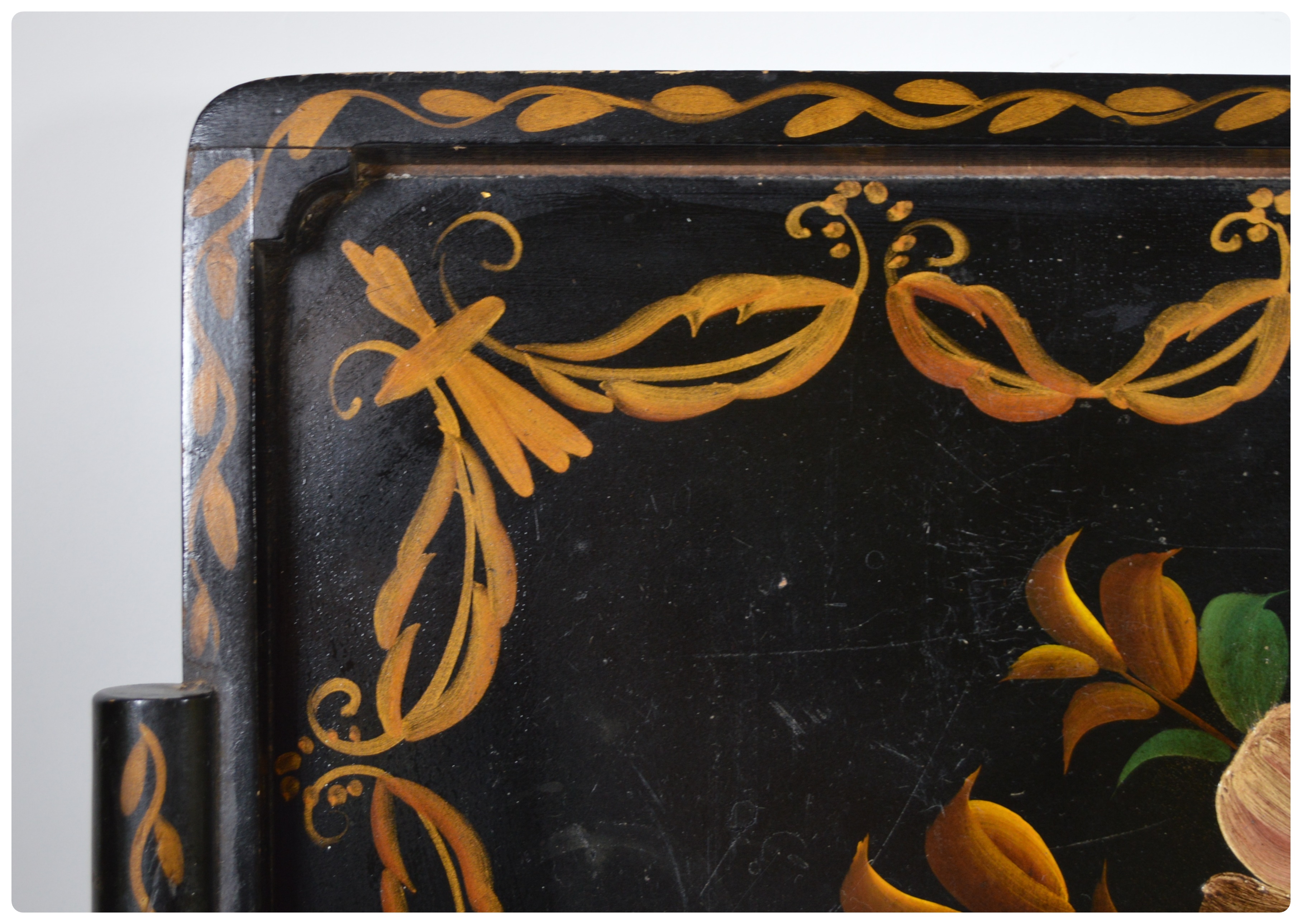 Tole Style Hand Painted Wooden Tray With Floral Motif Early 20th   DSC 0330.JPG