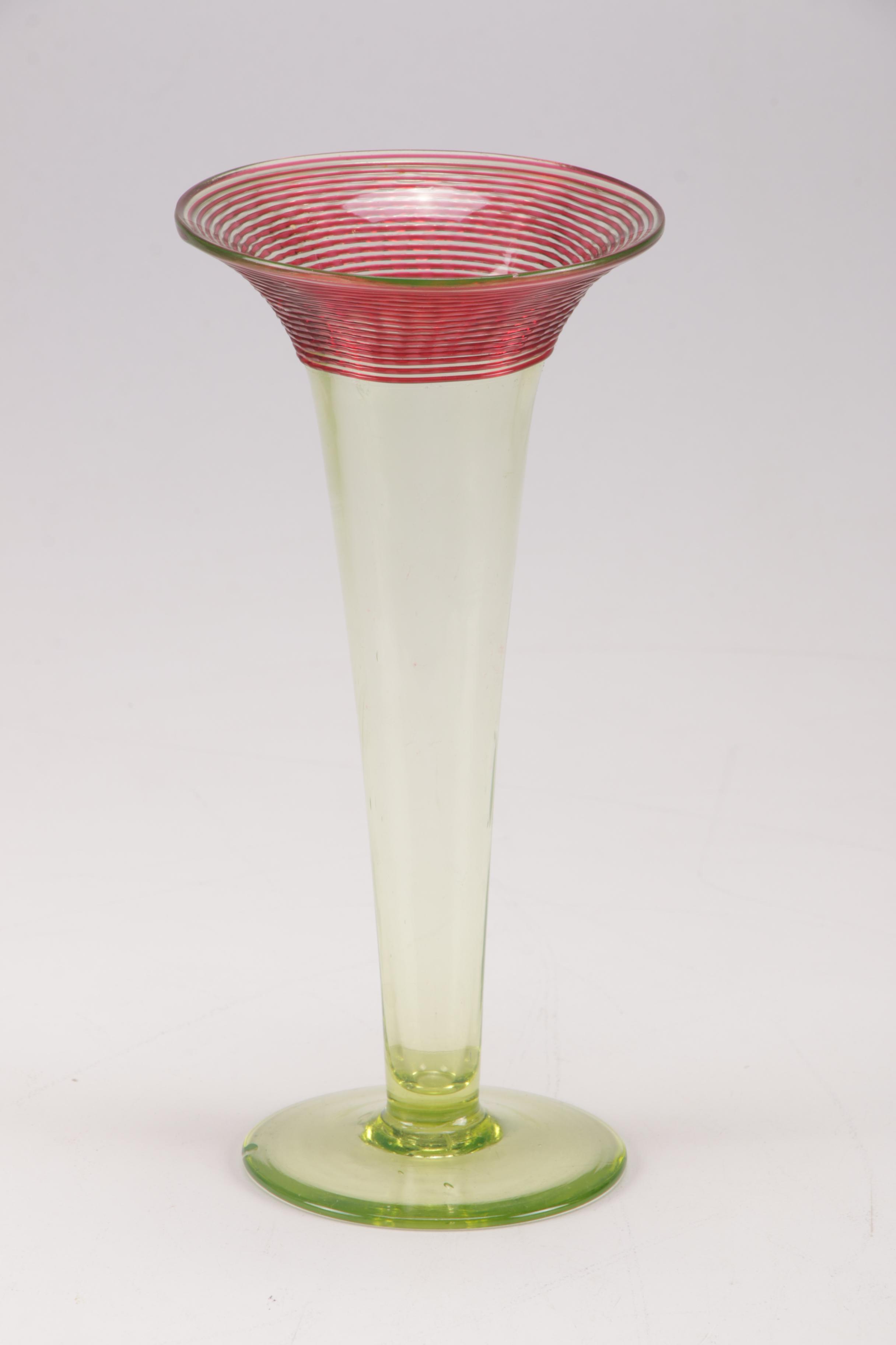 Steuben "Pomona Green" Red Threaded Trumpet Vase, Early 20th Century EBTH