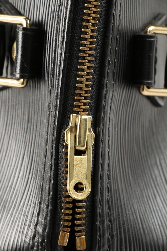 Louis Vuitton Noir Epi Leather Speedy 25 Handbag | EBTH