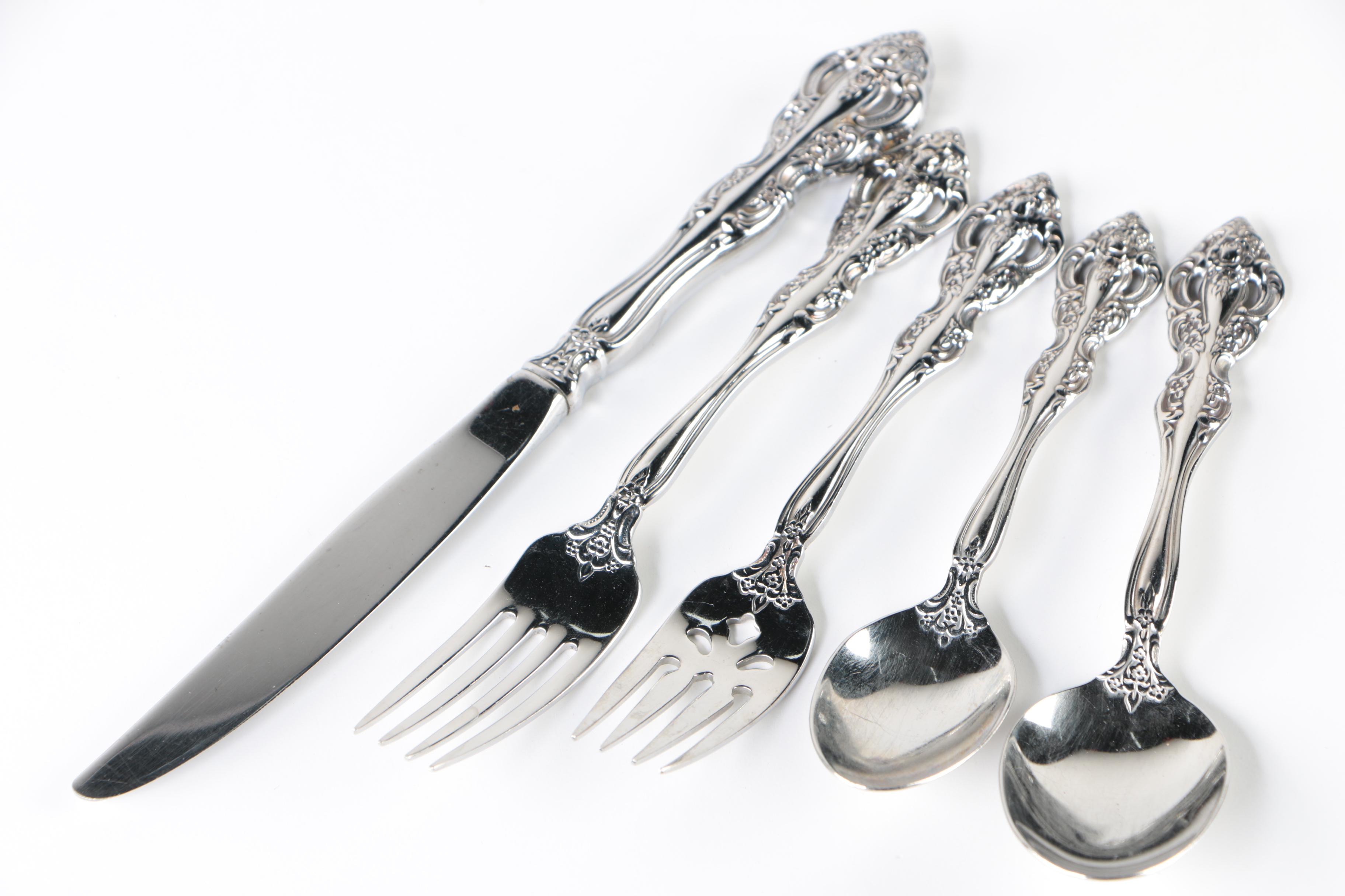 Oneida "Michelangelo" Stainless Steel Flatware Service for Twelve with