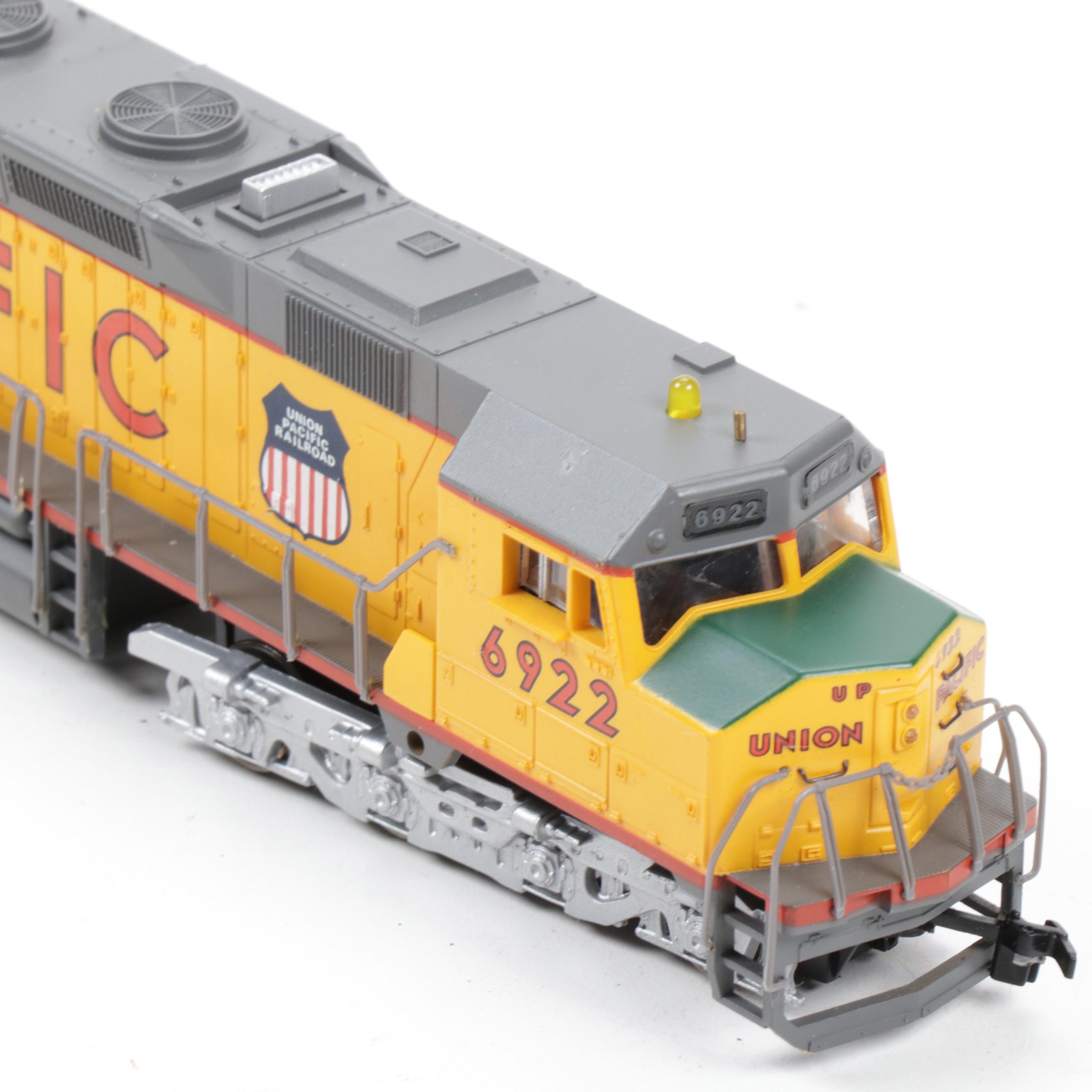 Bachmann Spectrum HO Scale Union Pacific Locomotive | EBTH