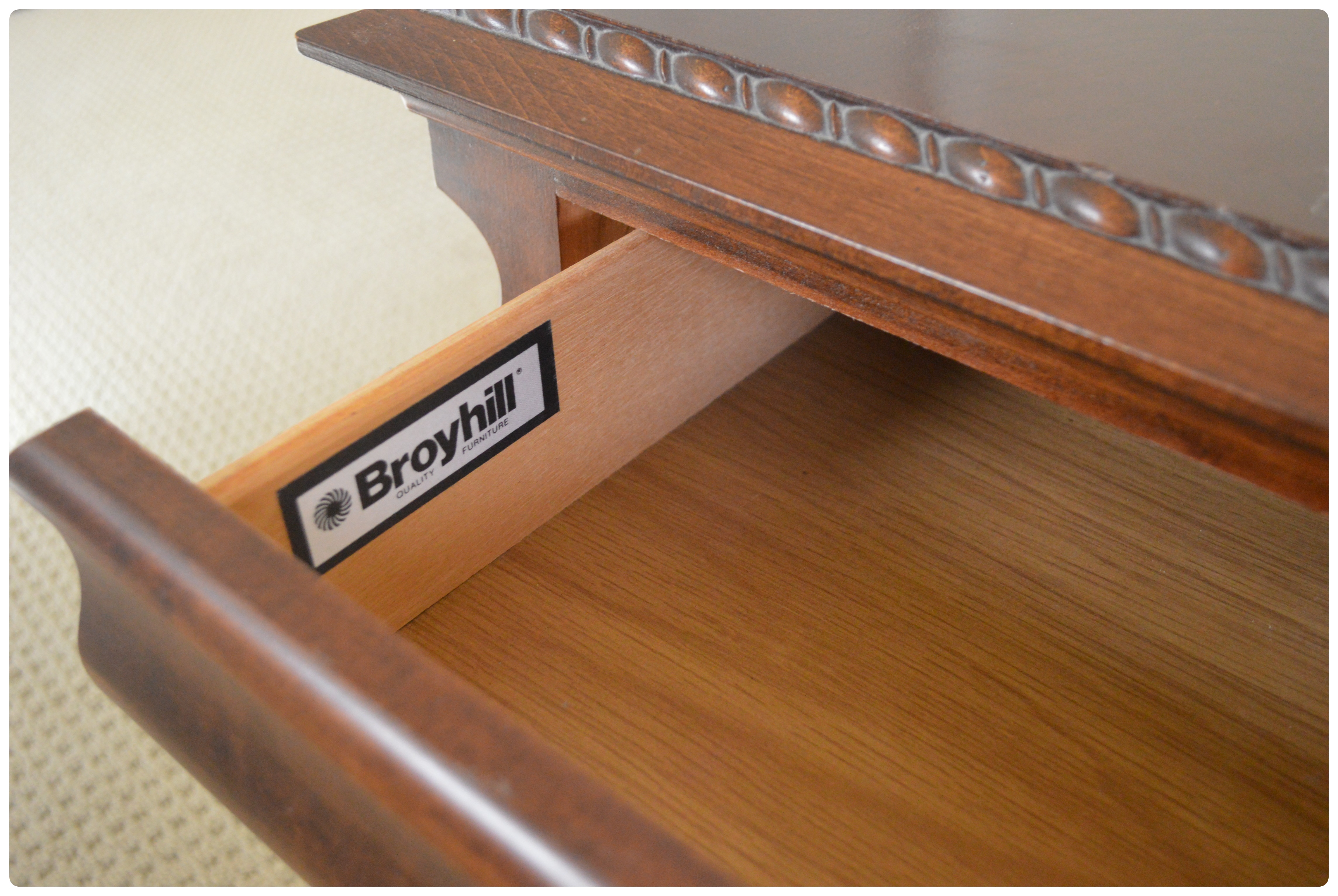 Broyhill End Table with Rear Magazine Holder, Late 20th Century EBTH