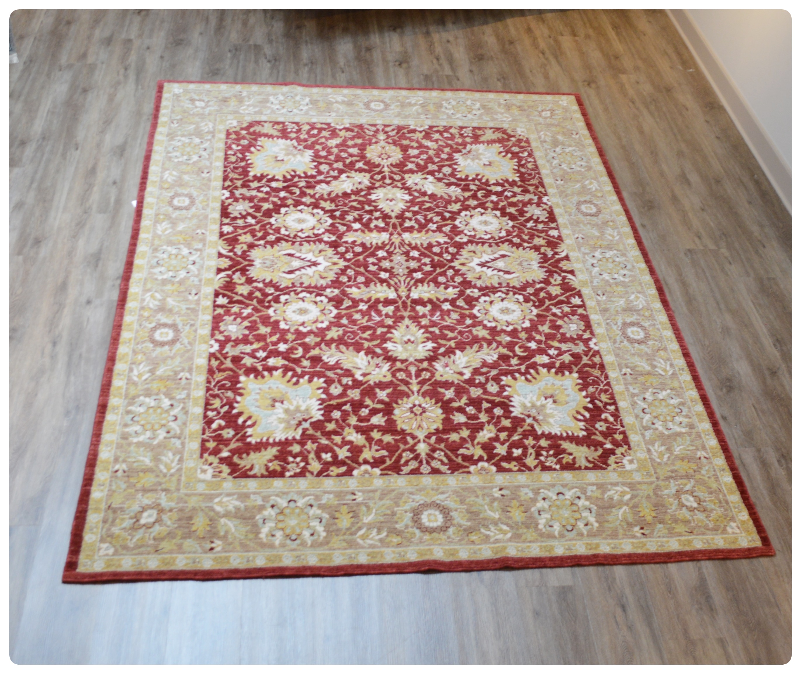 8' x 11' Machine Made Indian Wool Area Rug from The Rug Gallery EBTH