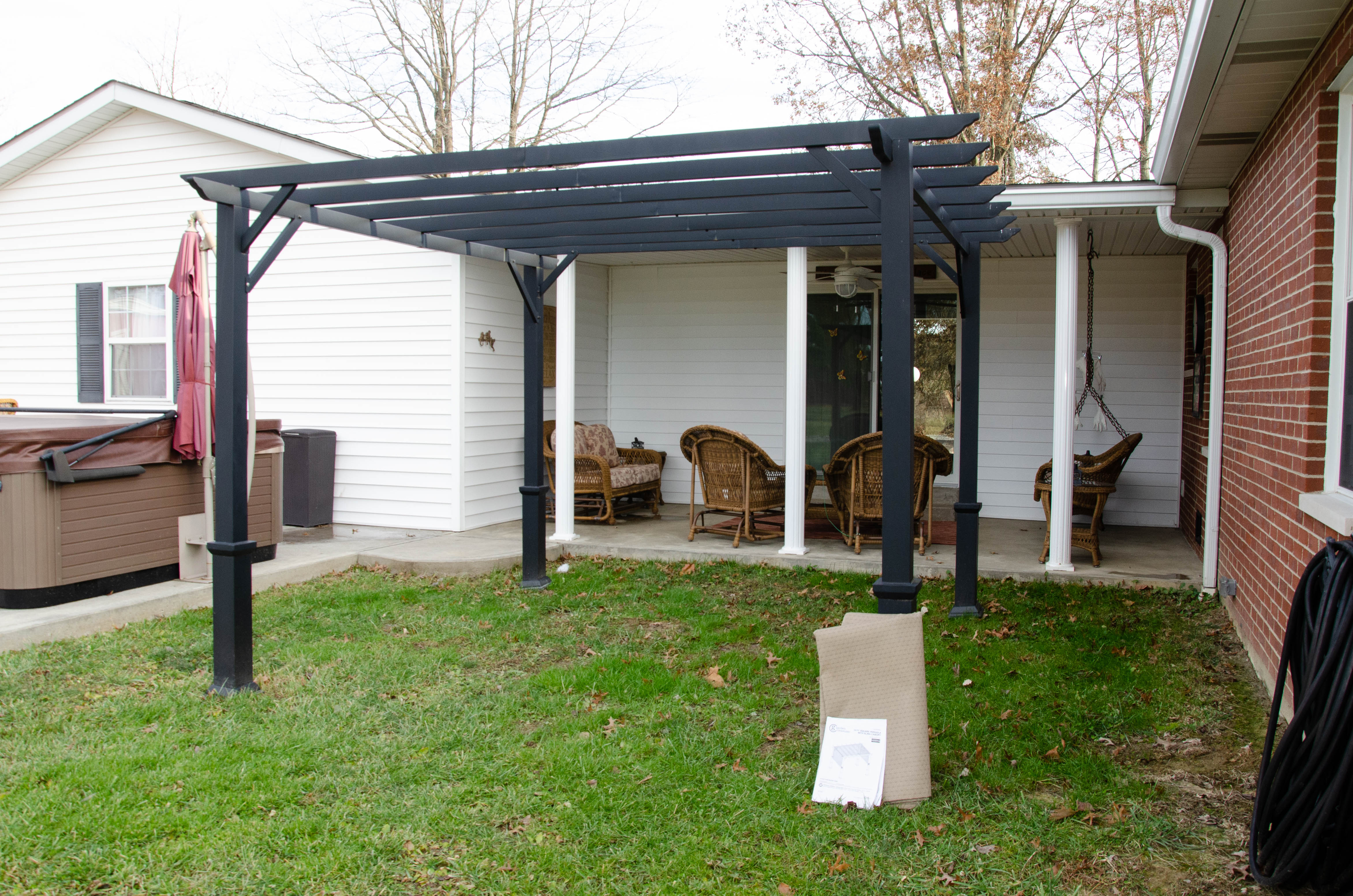 Garden Treasures Aluminum Pergola With Removable Shade Canopy Ebth
