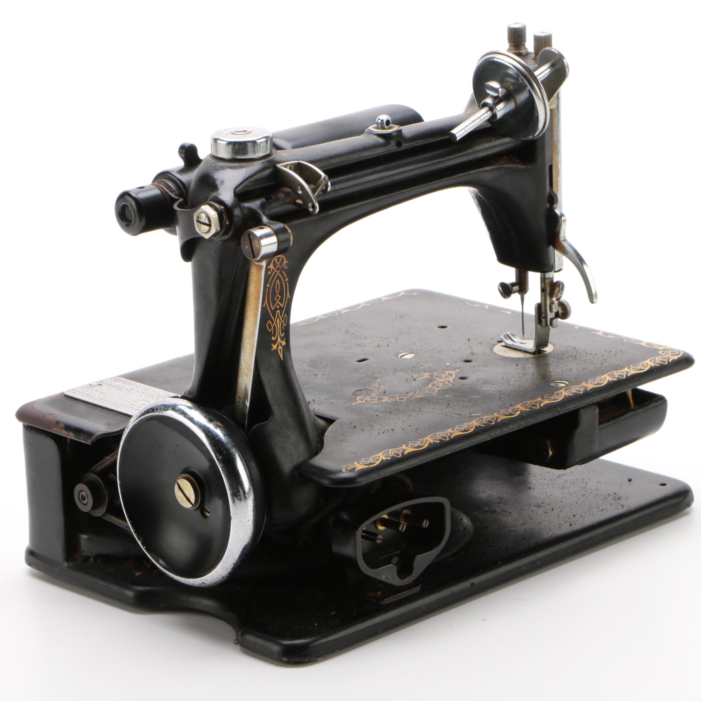 Singer Portable Electric Sewing Machine, Model 2480, 1921 EBTH