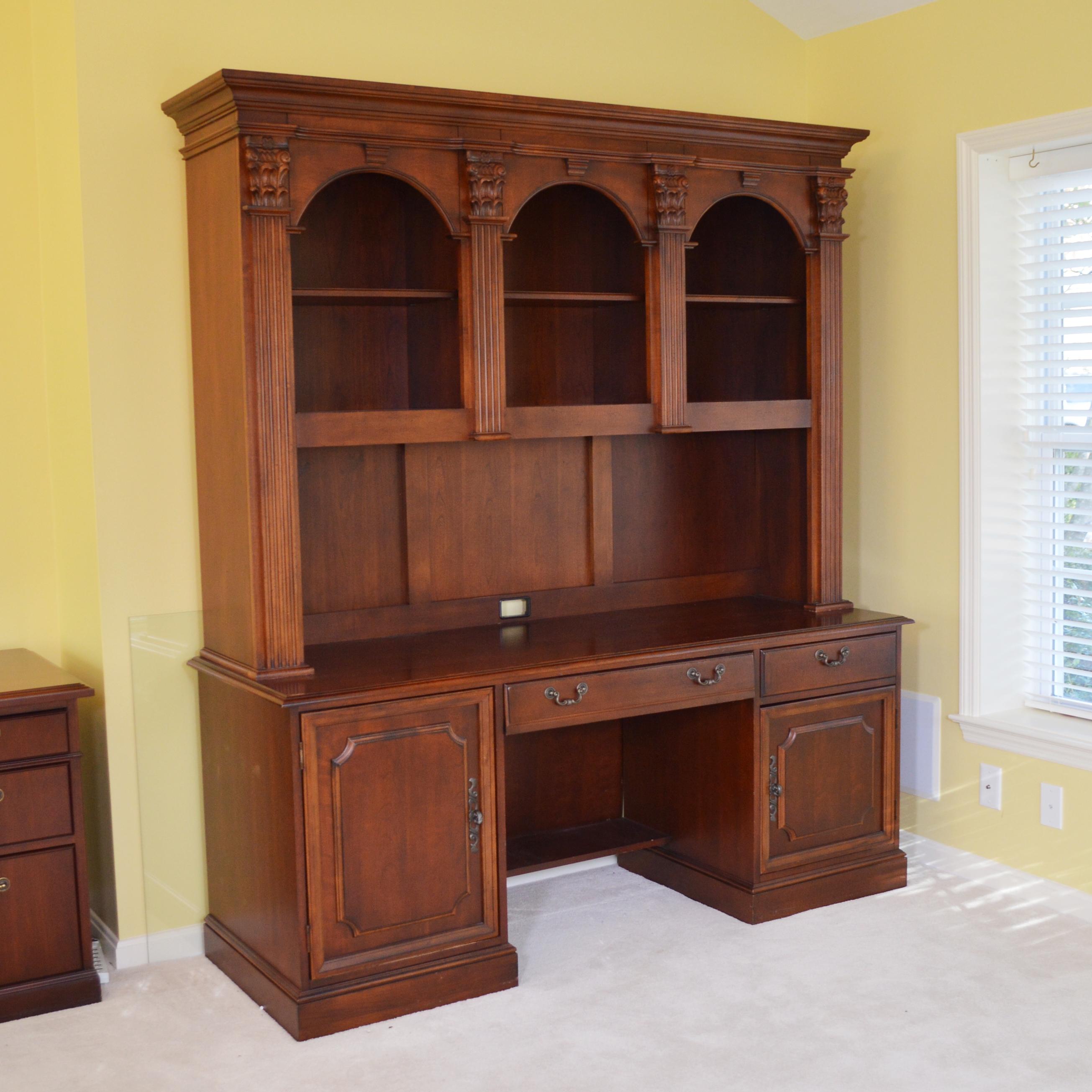 Hooker Mahogany Computer Desk With Bookcase Hutch, Contemporary | EBTH