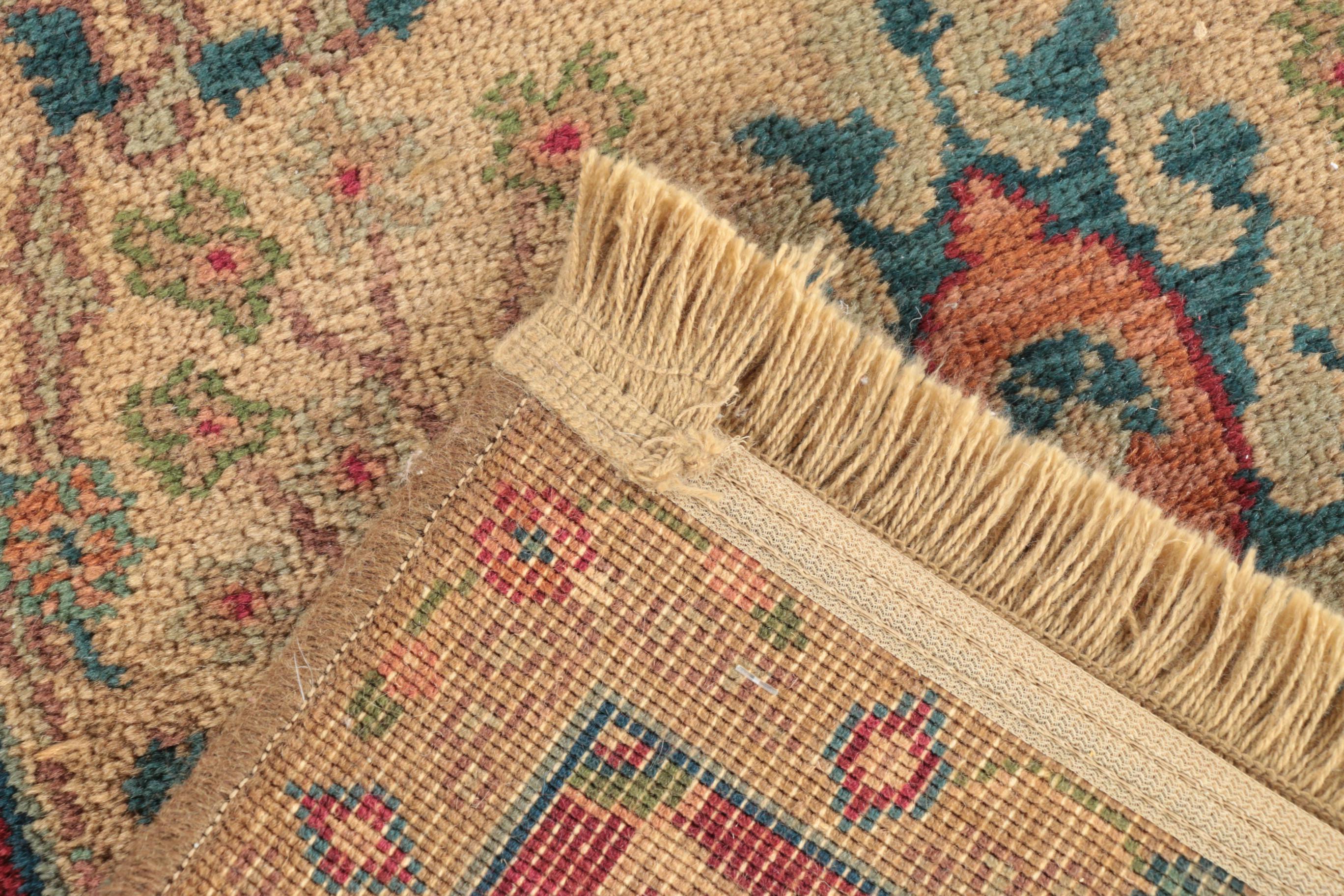 2'11 x 10'11 Power Loomed Karastan Samovar "Persian Vase ...