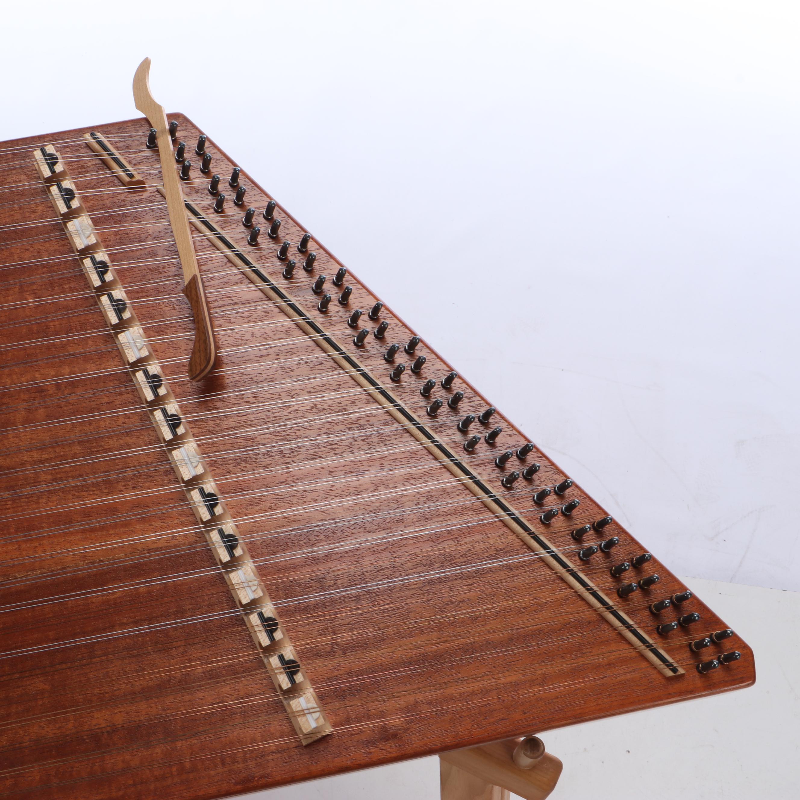 "Dusty Strings" Hammered Dulcimer with Soft Case and Adjustable Height