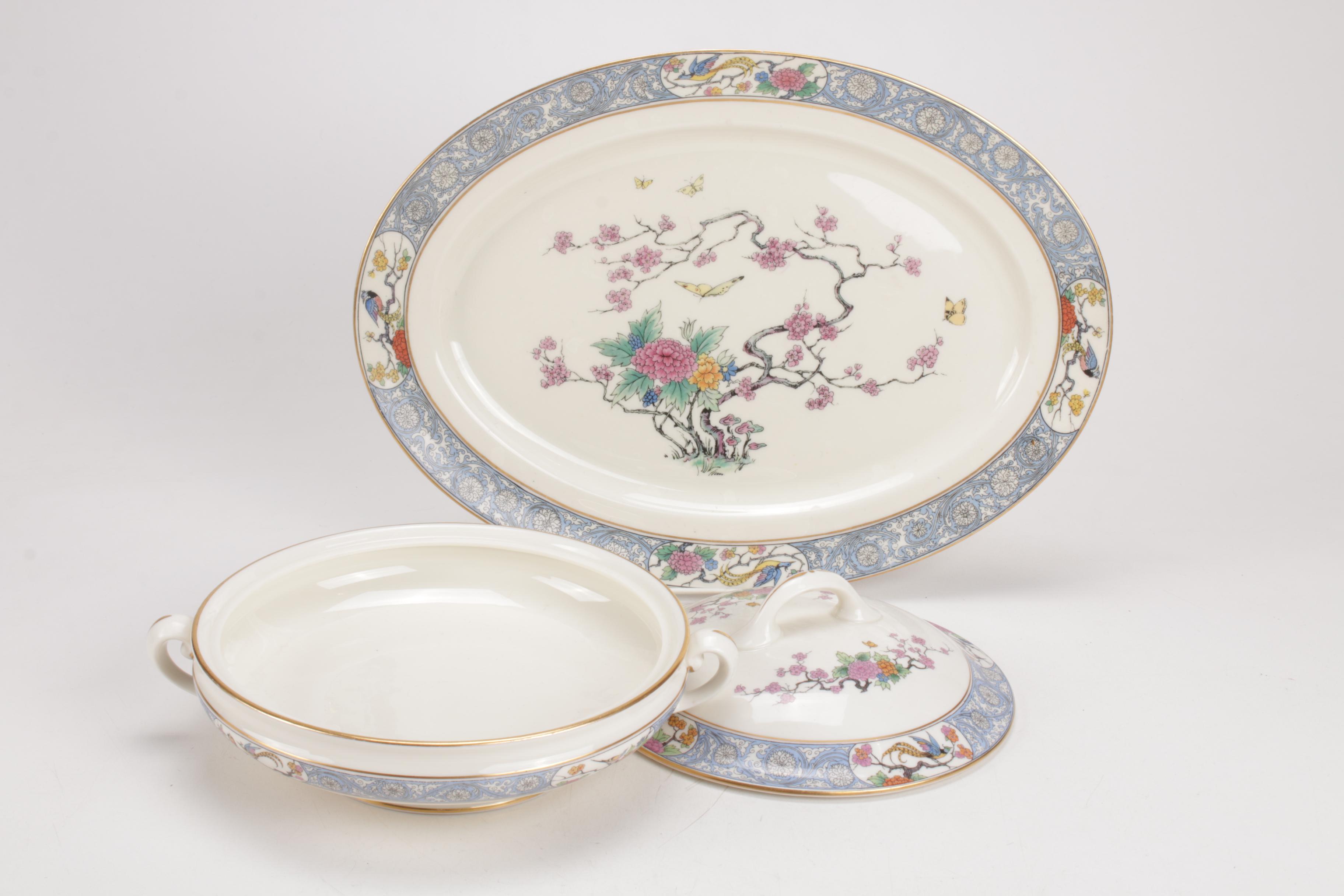 Lenox "Ming" Bone China Dinnerware and Tea Service EBTH