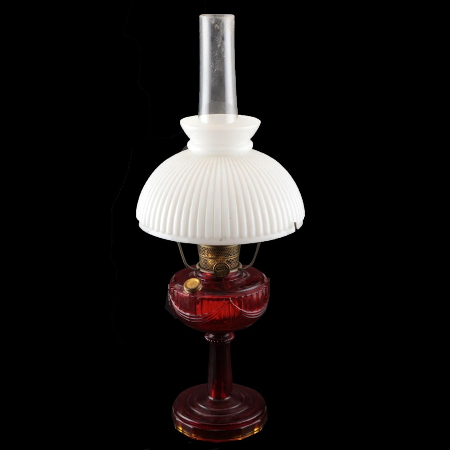 Aladdin Model B "Tall Lincoln Drape" Kerosene Lamp with Glass Shade | EBTH