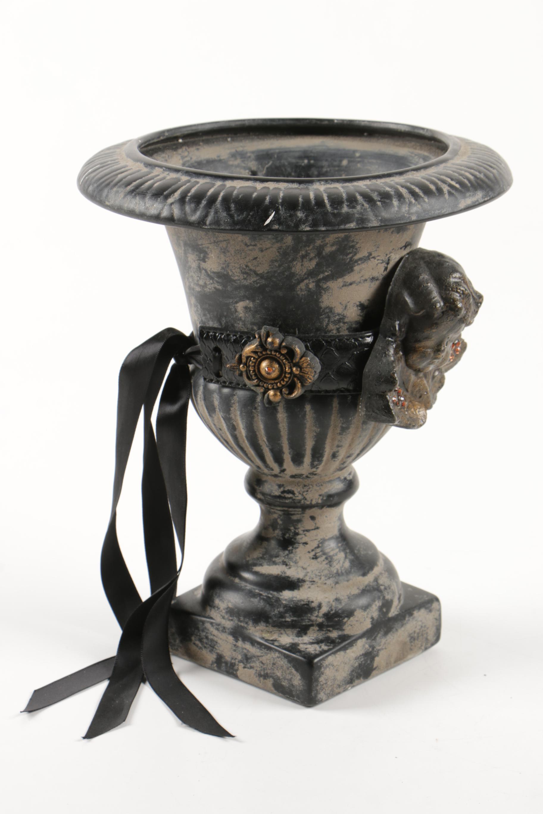 Small Decorative Resin Urn Shaped Garden Planter EBTH