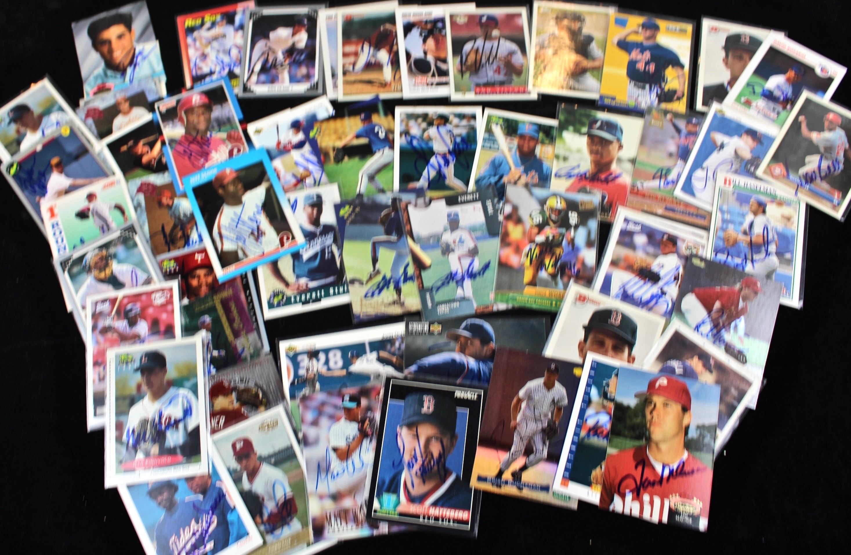 Over 600 Hand Signed Autographed Baseball Cards From the 80s and 90s EBTH