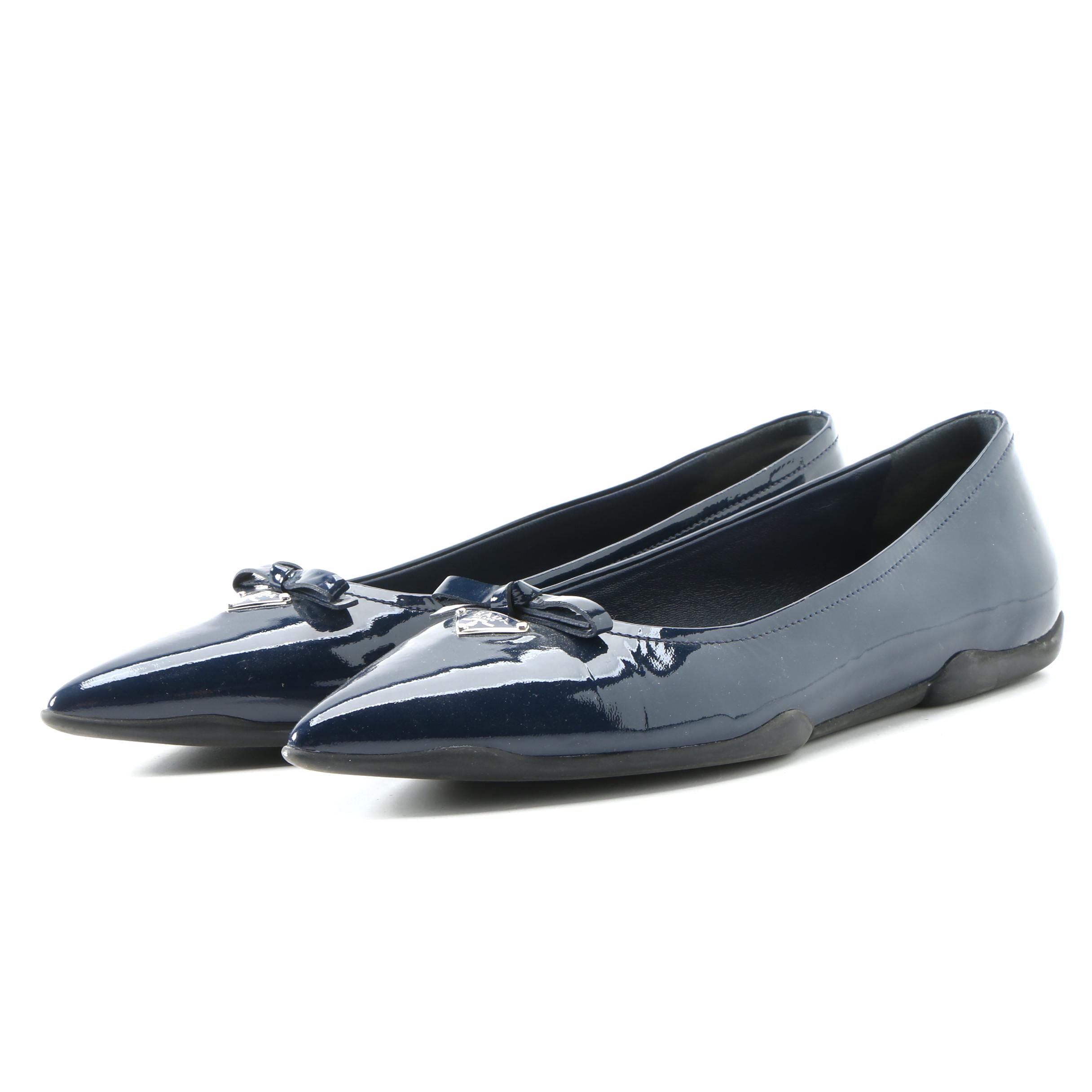 navy blue pointed flats