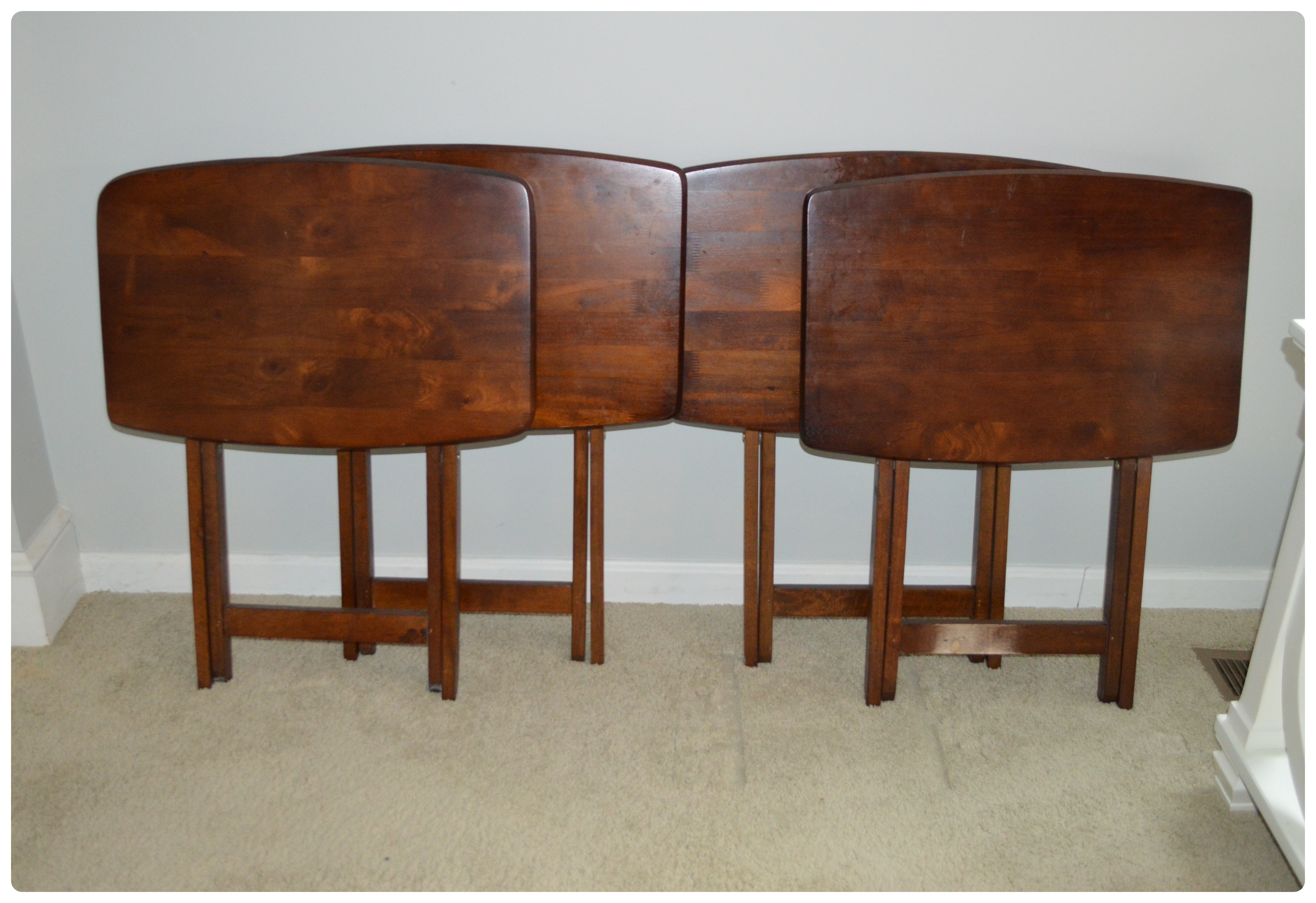 Wood Folding Tray Table Set EBTH