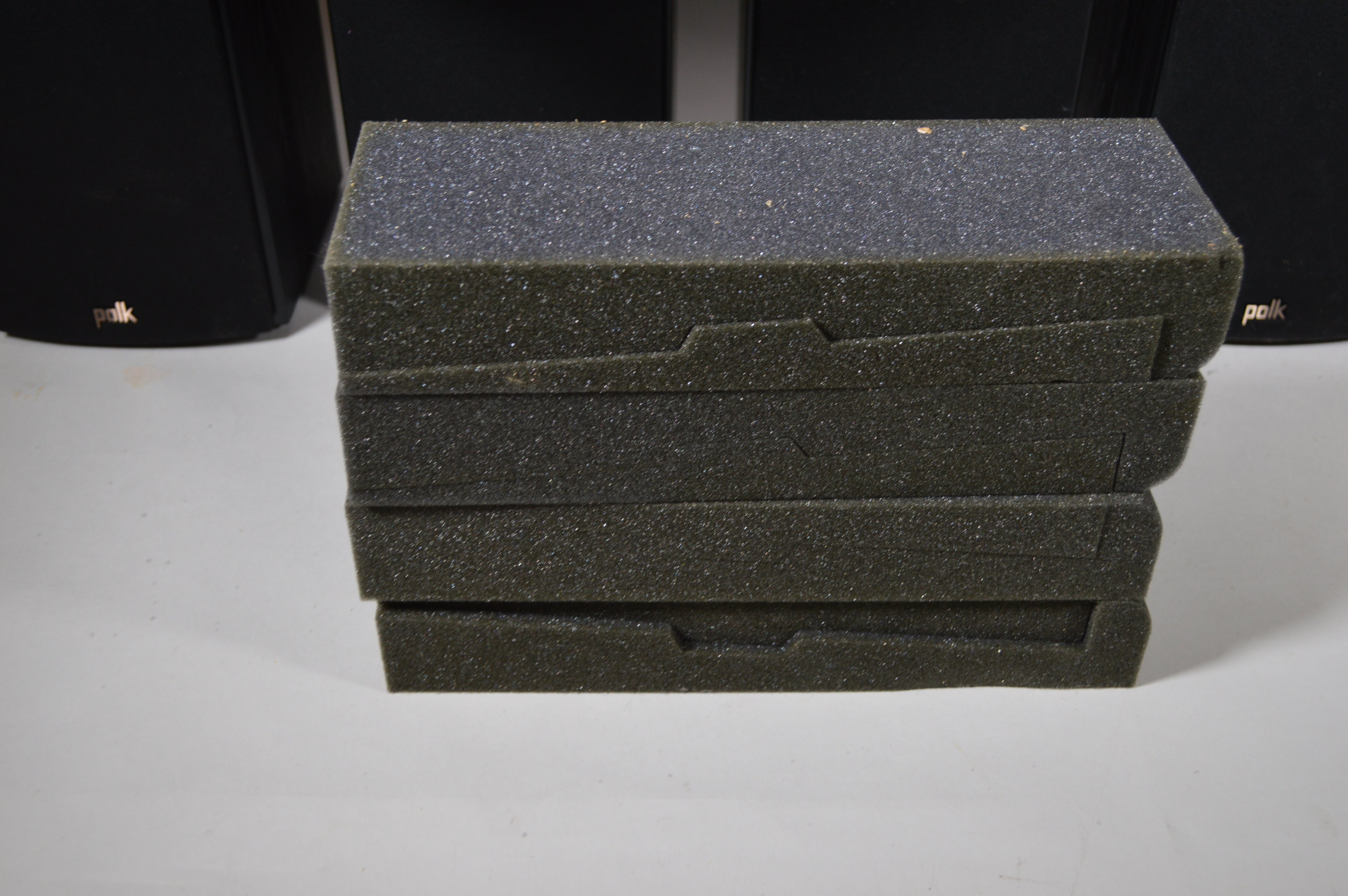 Polk Audio Book Shelf Speakers and Polk Audio Center Channel Speaker EBTH