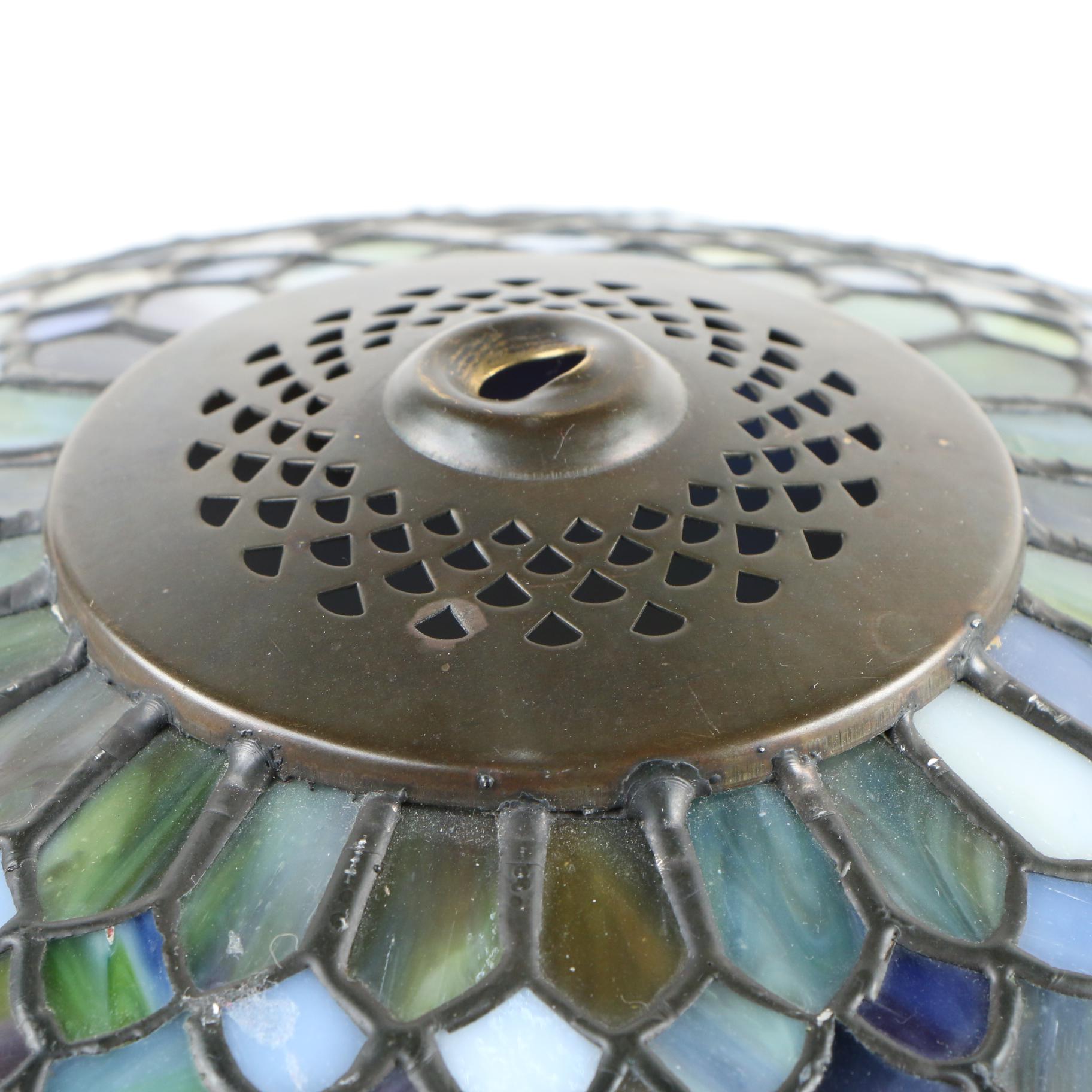 Quoizel Collectibles Tiffany Style Stained Glass Peacock Lampshade EBTH