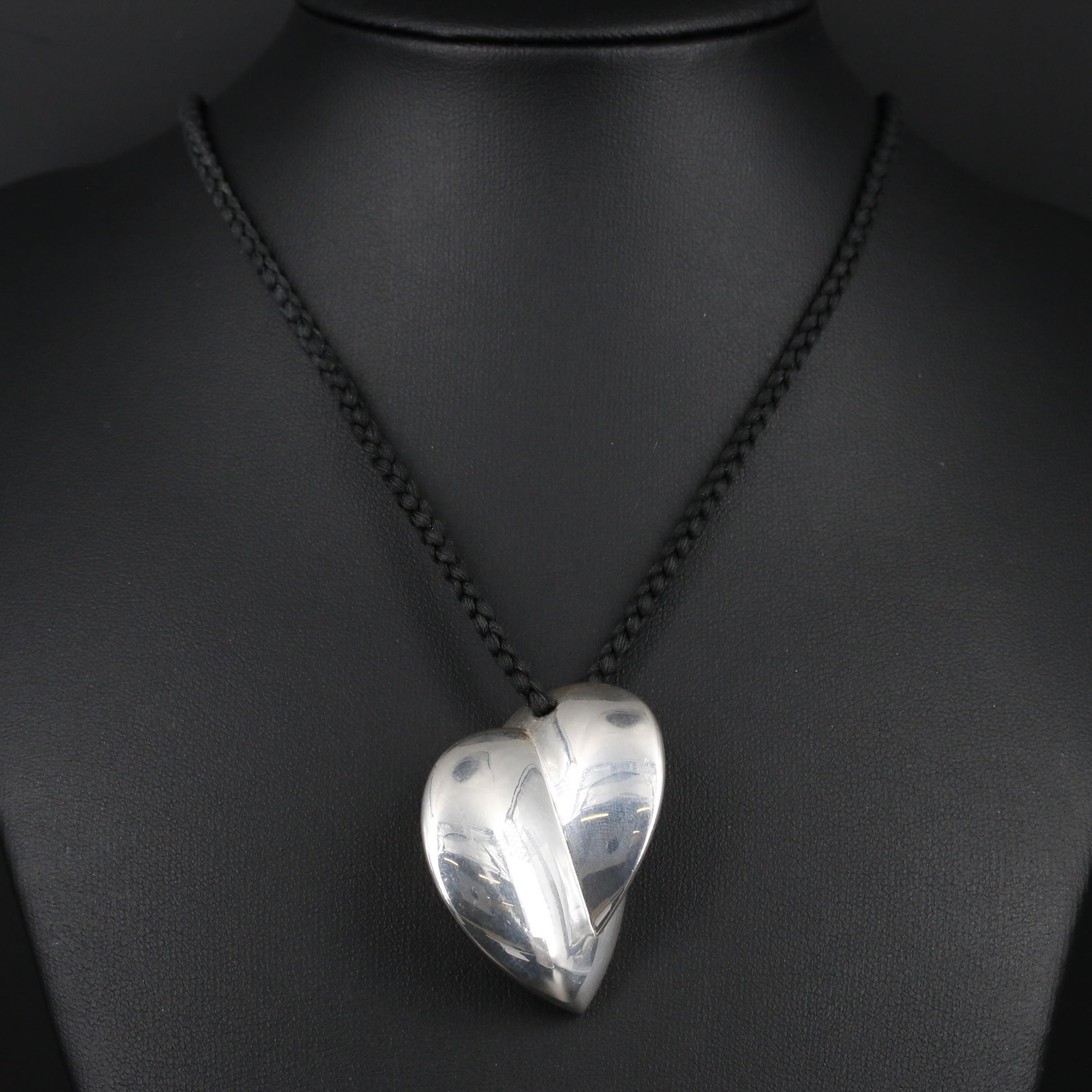 frank gehry hearts necklace