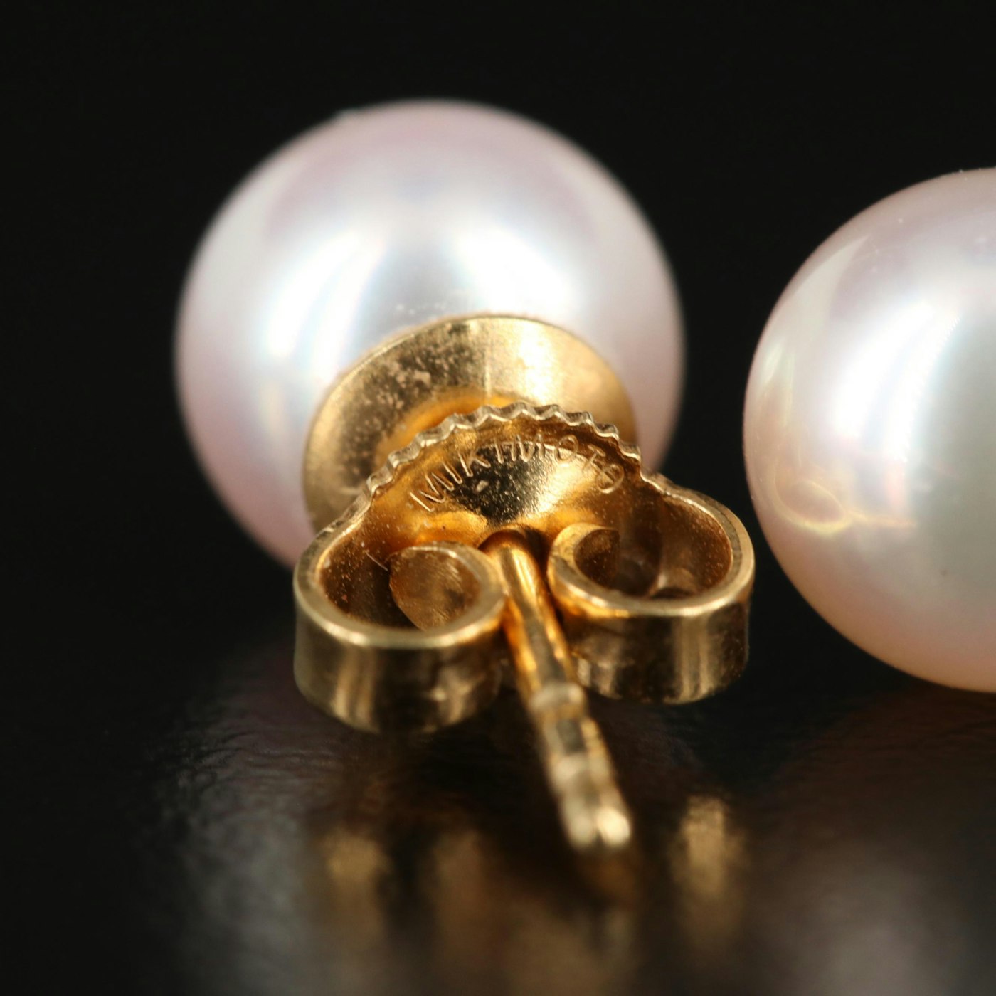 Mikimoto 18K Yellow Gold Cultured Pearl Stud Earrings | EBTH