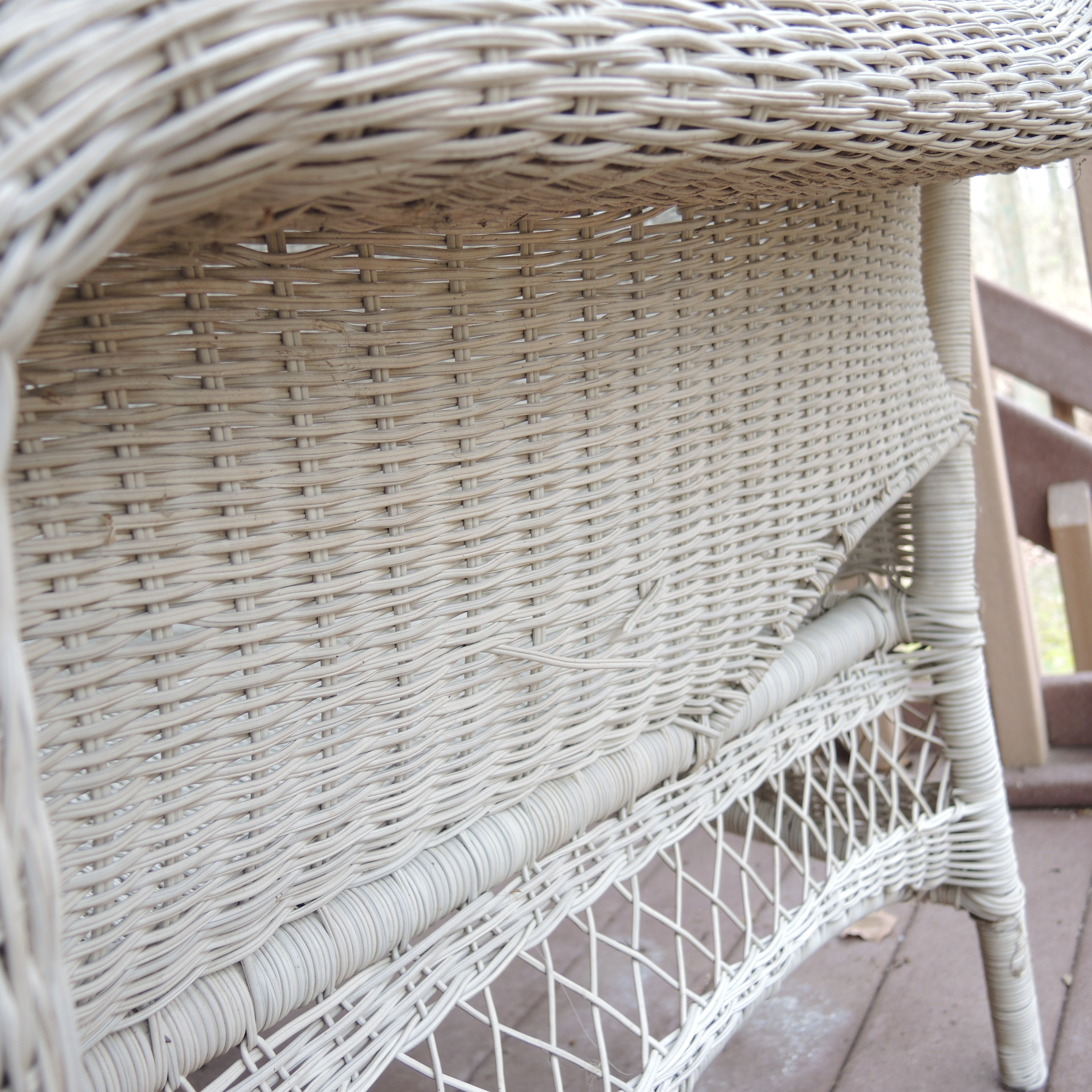 White Wicker Sofa and Coffee Table EBTH
