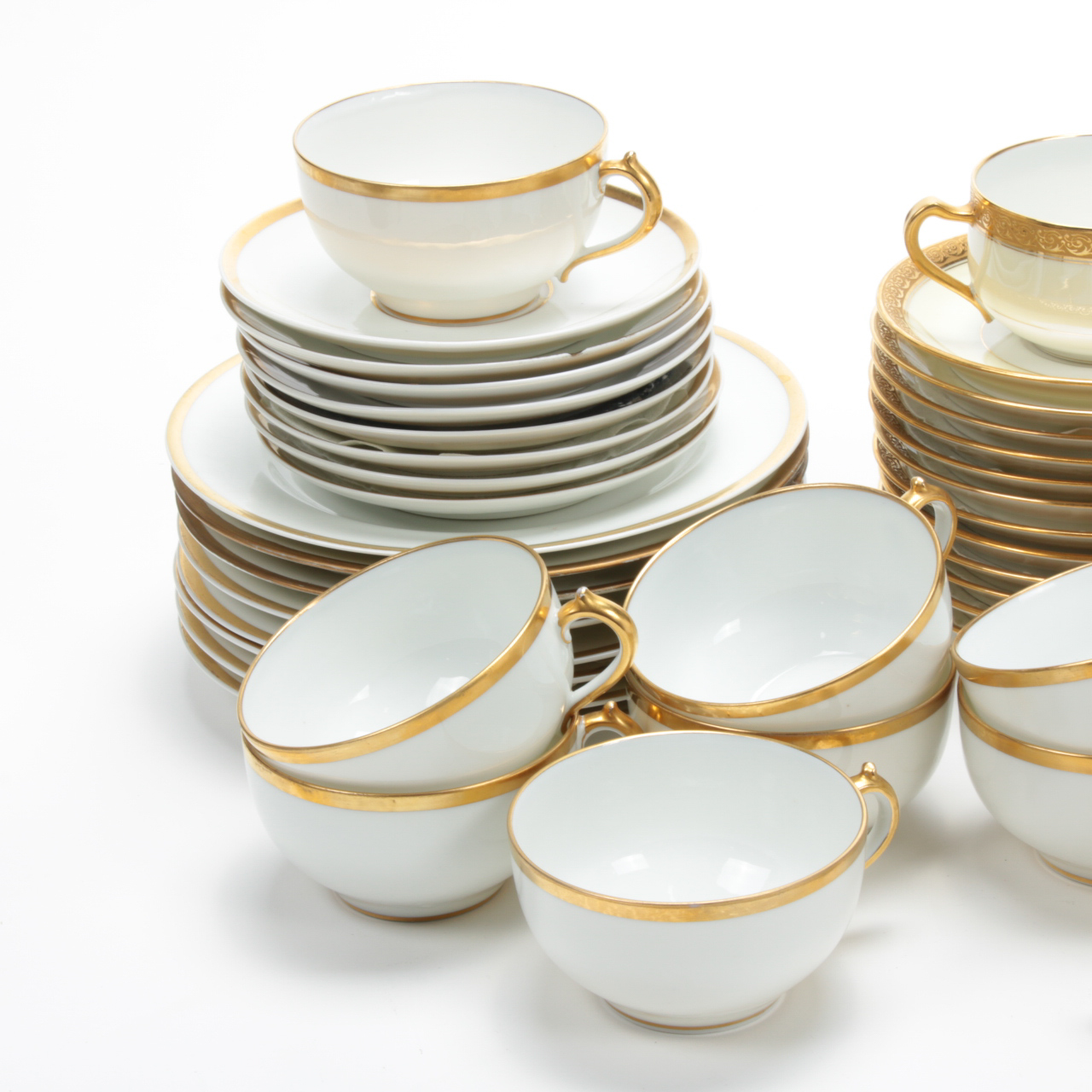 Haviland Limoges "Chevalier" And Other Porcelain Dinnerware, Early 20th ...