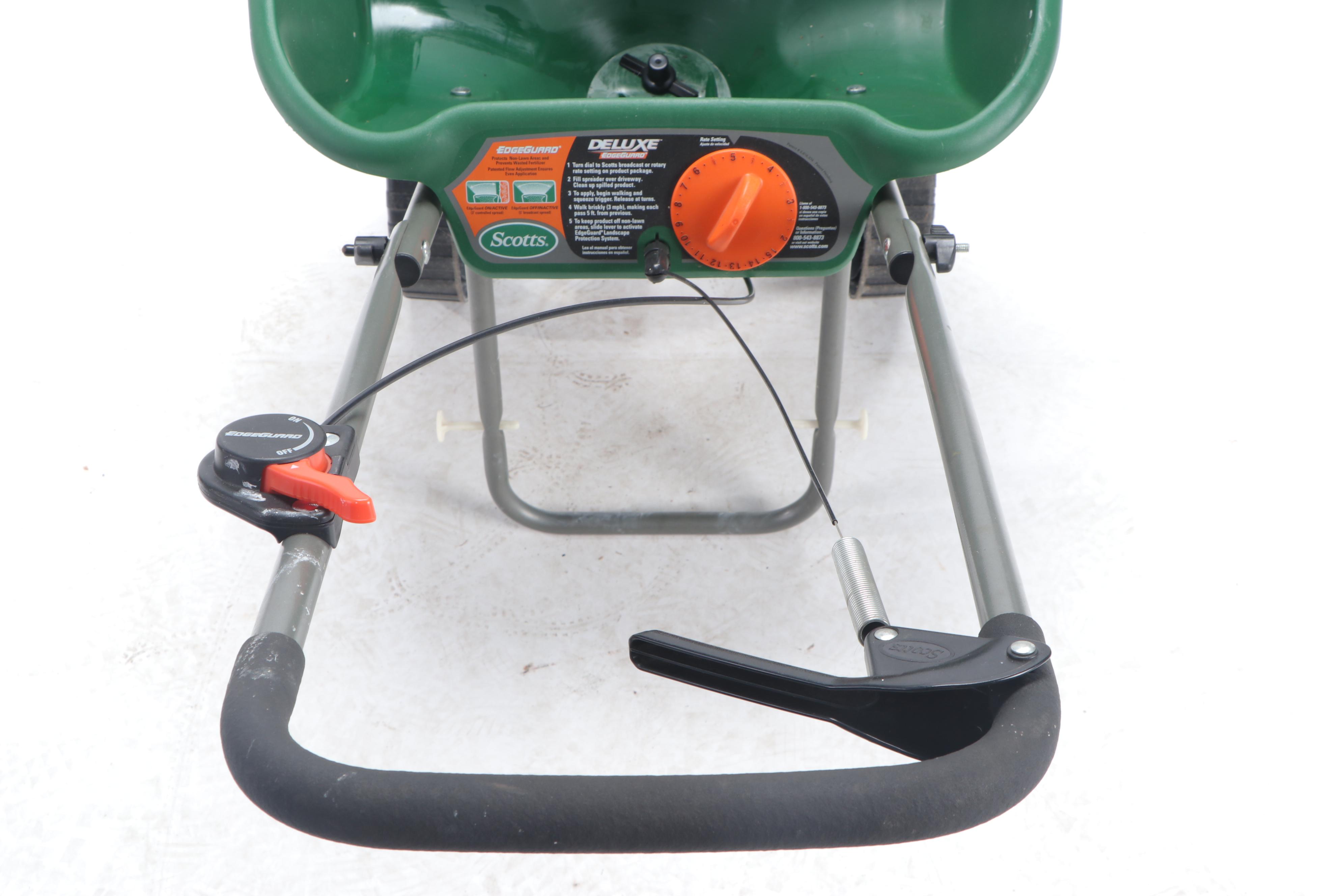 Scotts Deluxe EdgeGuard Broadcast Fertilizer and Seed Spreader EBTH