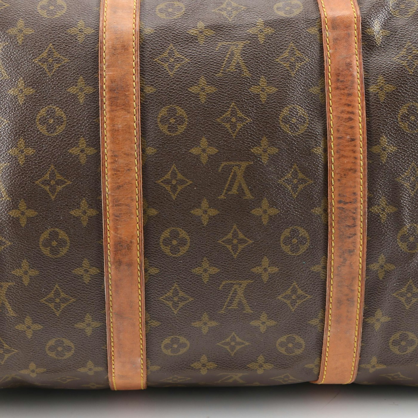 Louis Vuitton Keepall Bandoulière 55 Duffle Bag in Monogram Canvas and Leather | EBTH