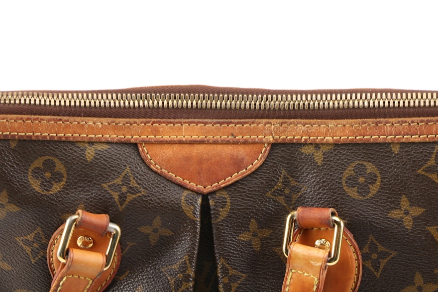Louis Vuitton Siena Pleated Handbag in Monogram Canvas and Leather | EBTH