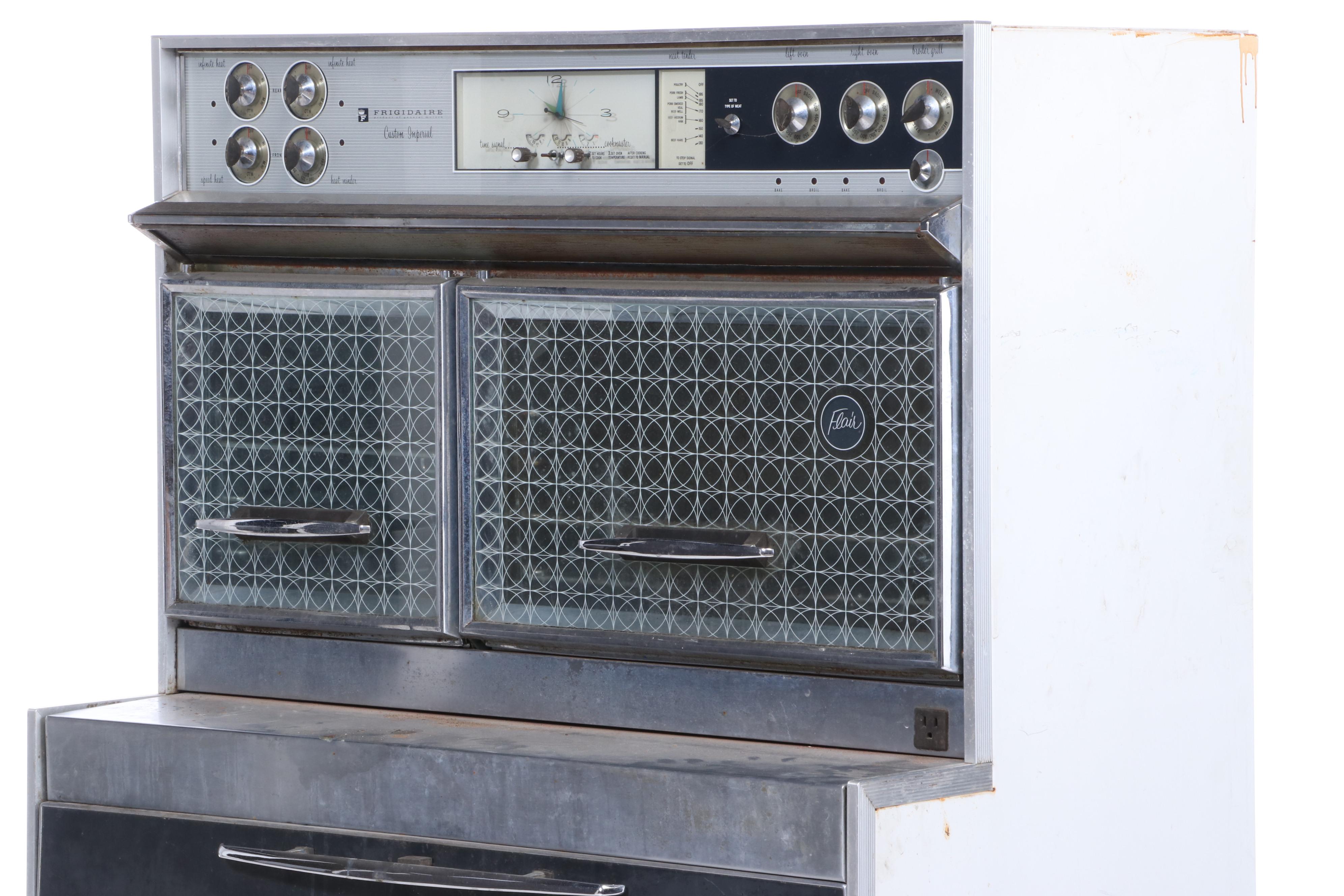 Frigidaire Custom Imperial Flair Electric Range Double Oven, 1960s EBTH