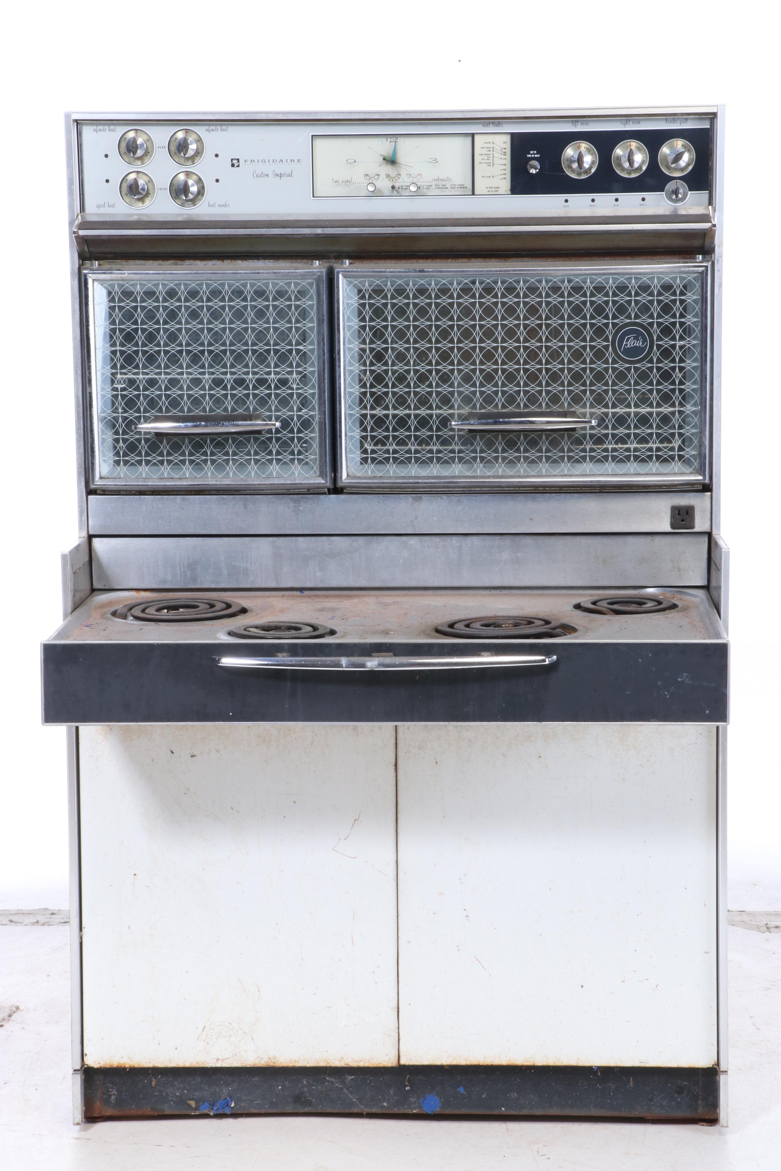 Frigidaire Custom Imperial Flair Electric Range Double Oven, 1960s EBTH