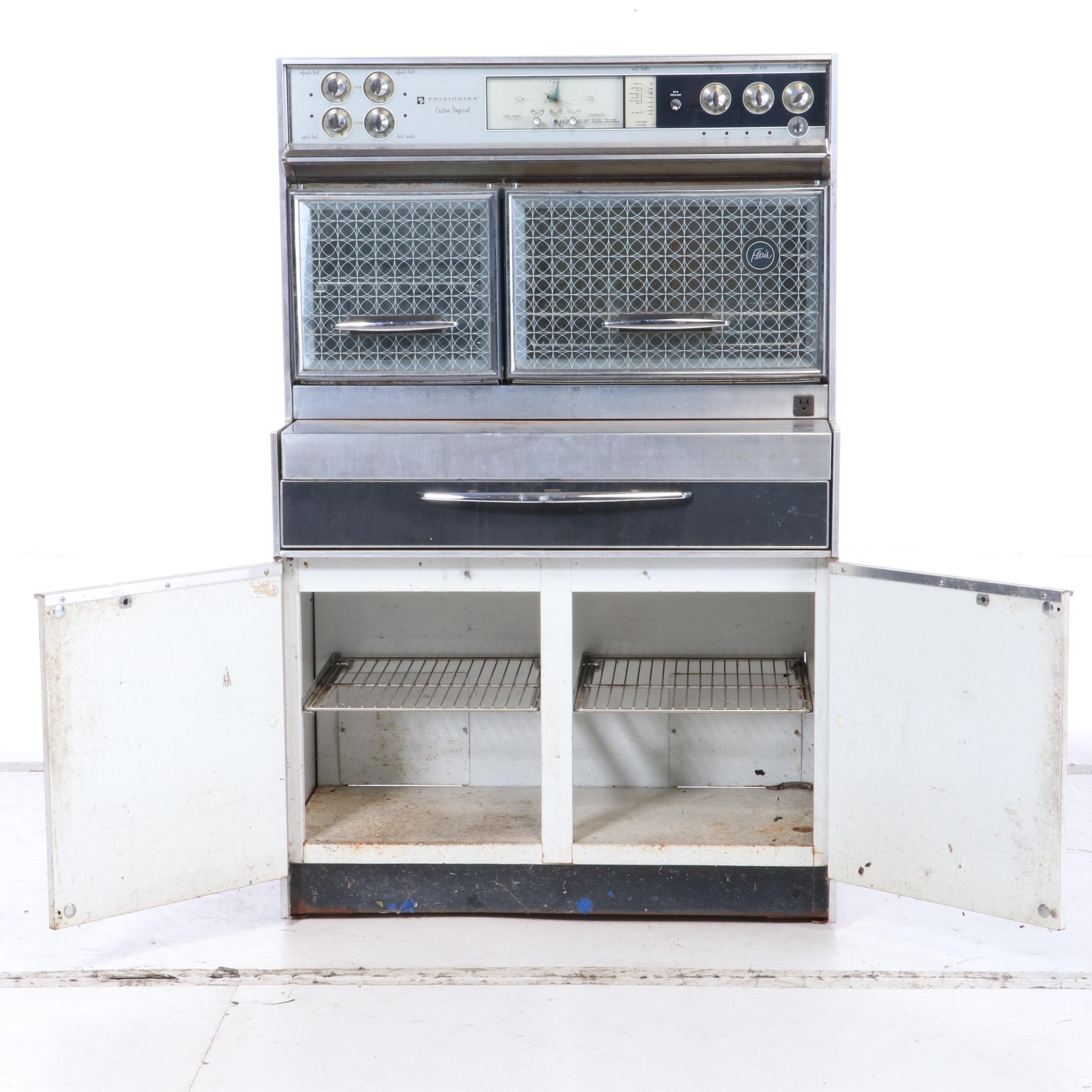 Frigidaire Custom Imperial Flair Electric Range Double Oven, 1960s EBTH