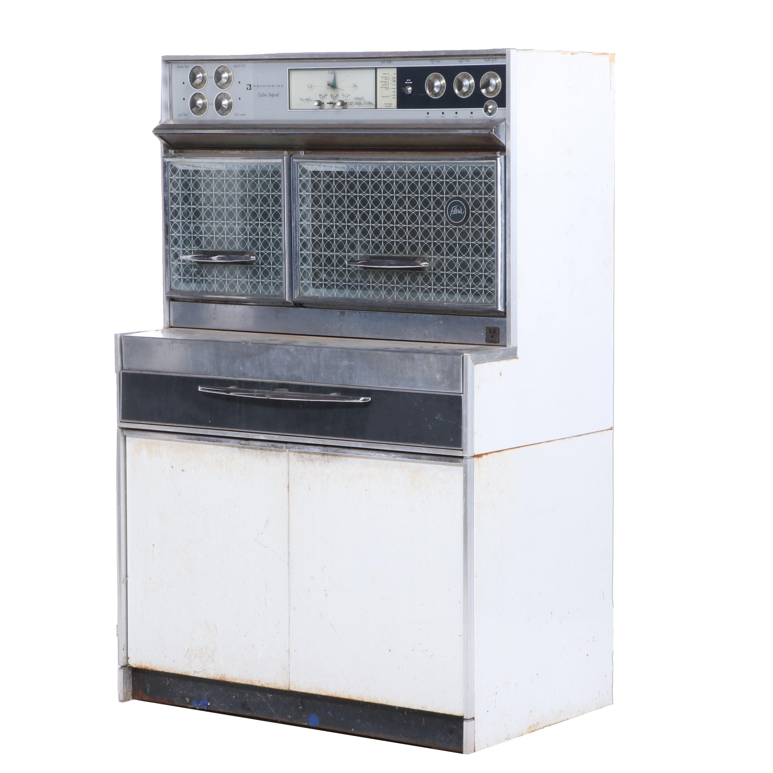 Frigidaire Custom Imperial Flair Electric Range Double Oven, 1960s EBTH