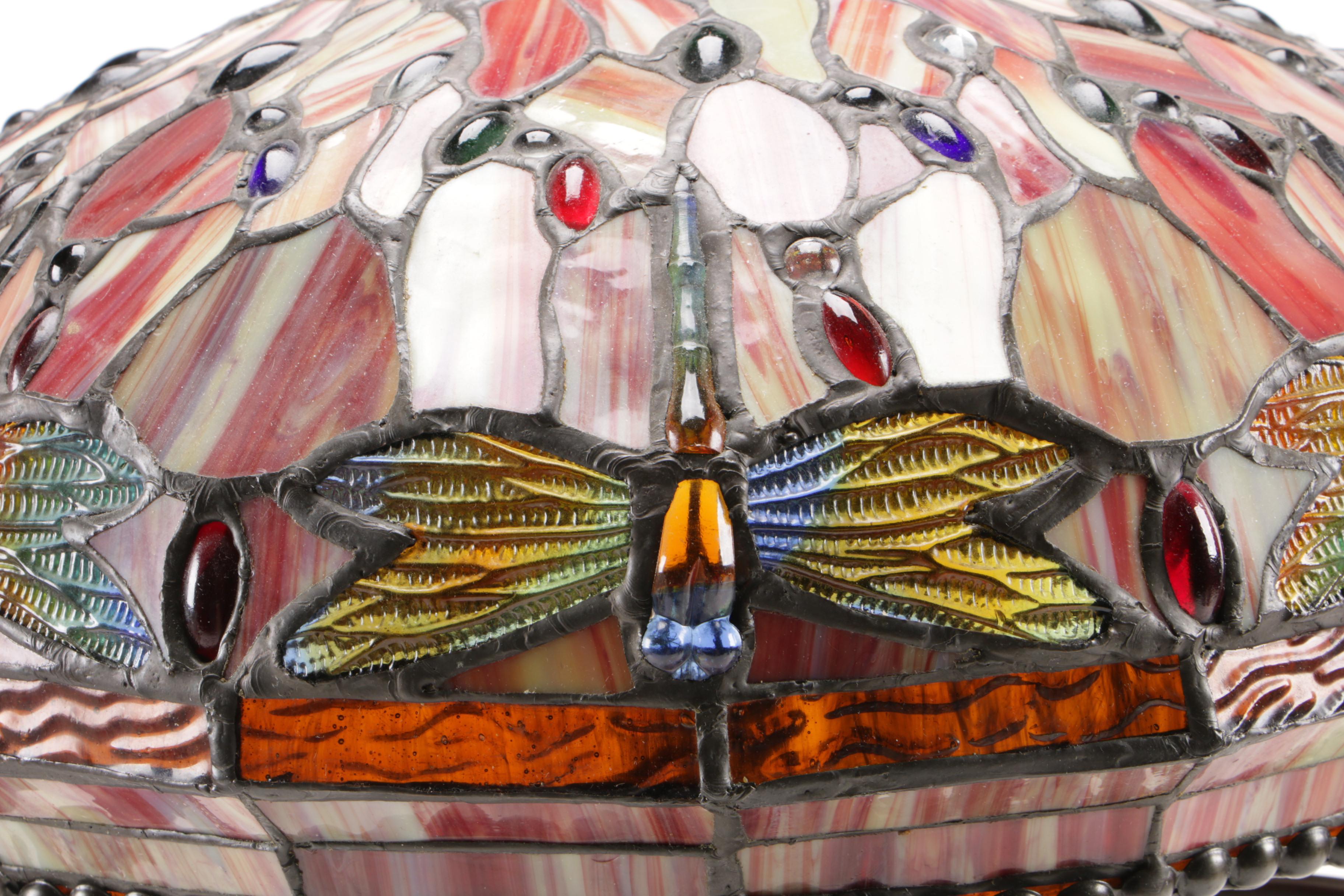 Antiques Roadshow by Dale Tiffany Table Lamp with Dragonfly Stained