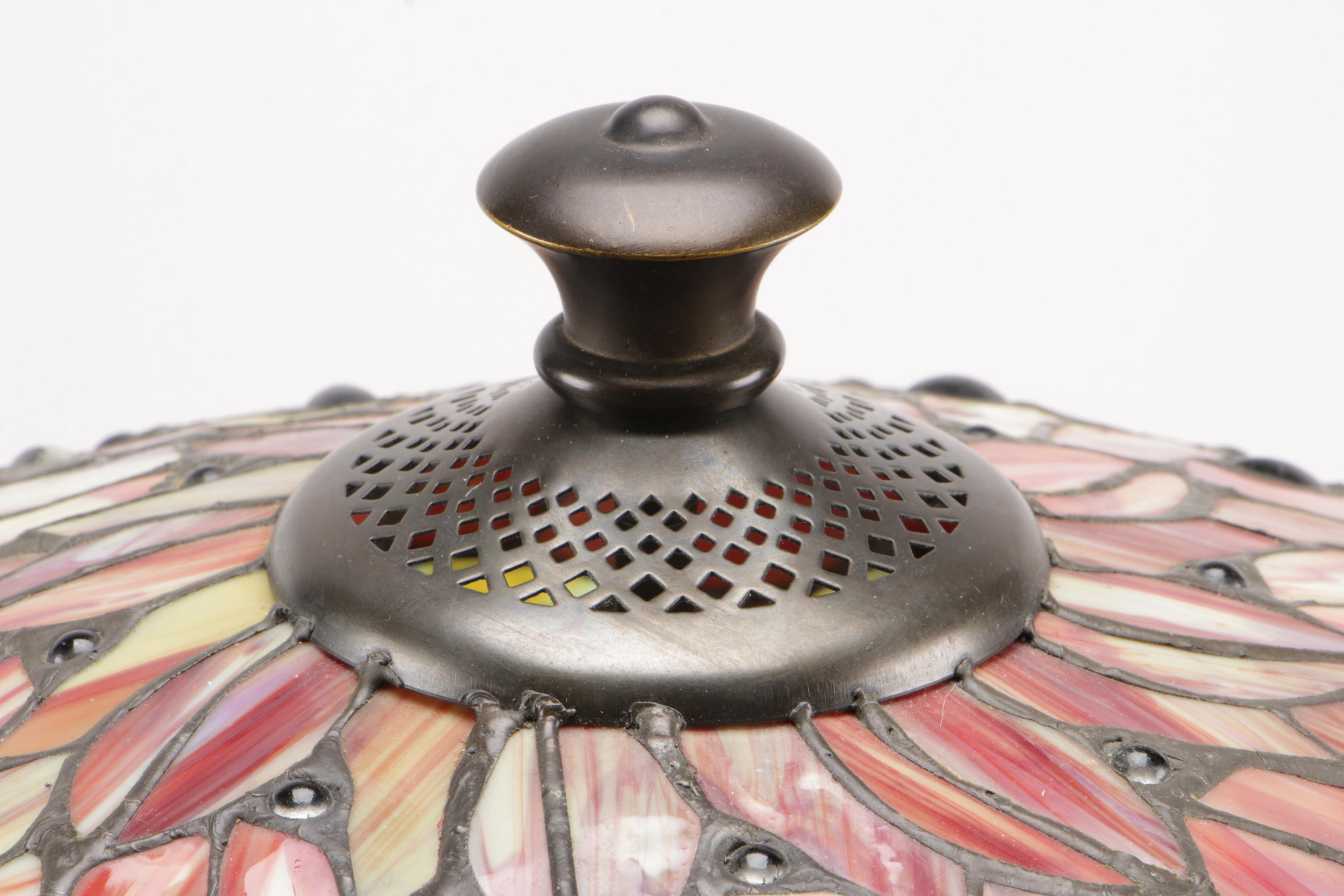 Antiques Roadshow by Dale Tiffany Table Lamp with Dragonfly Stained