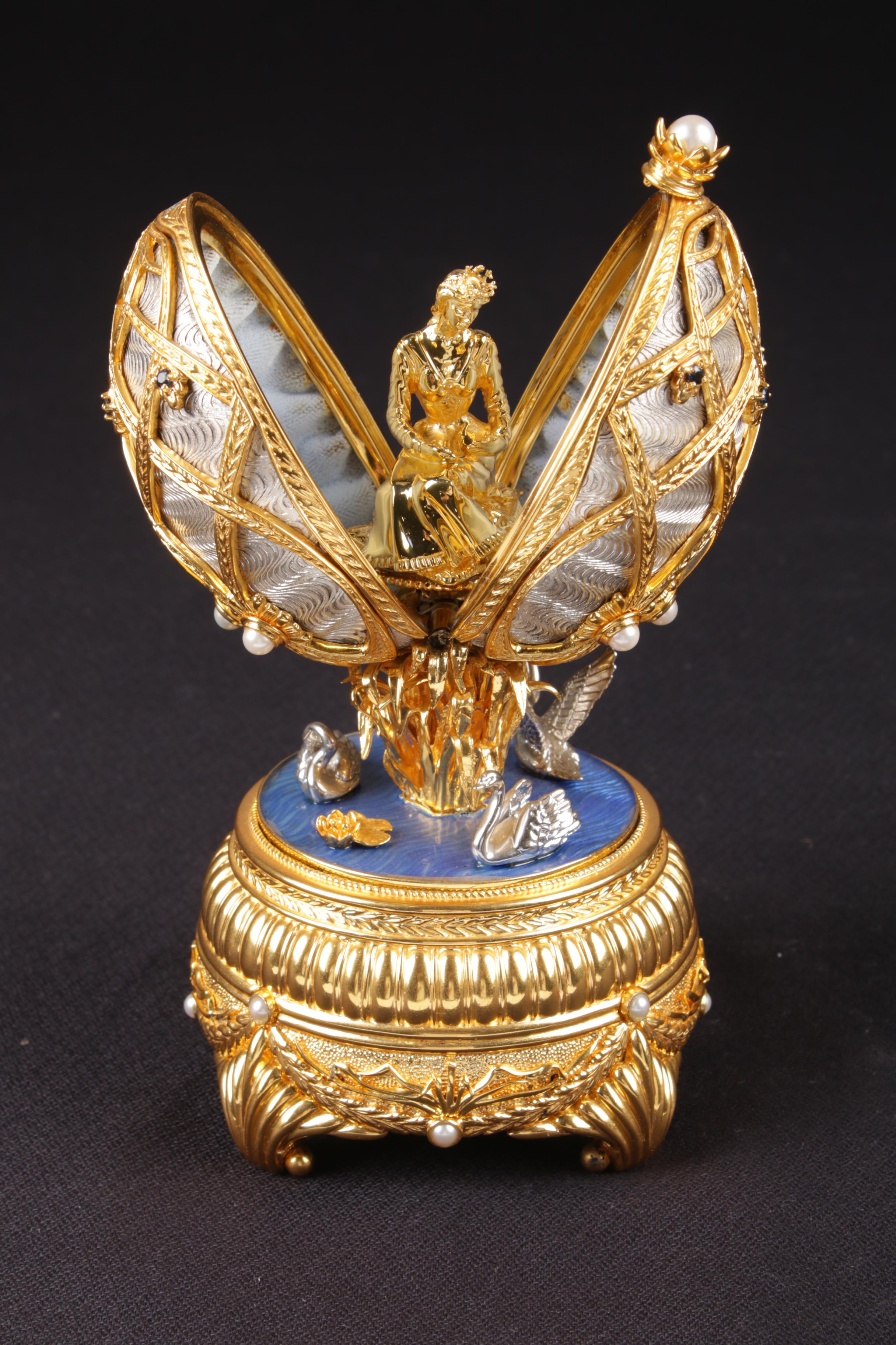 House Of Fabergé For Franklin Mint Sterling Silver "The Fabergé Swan ...