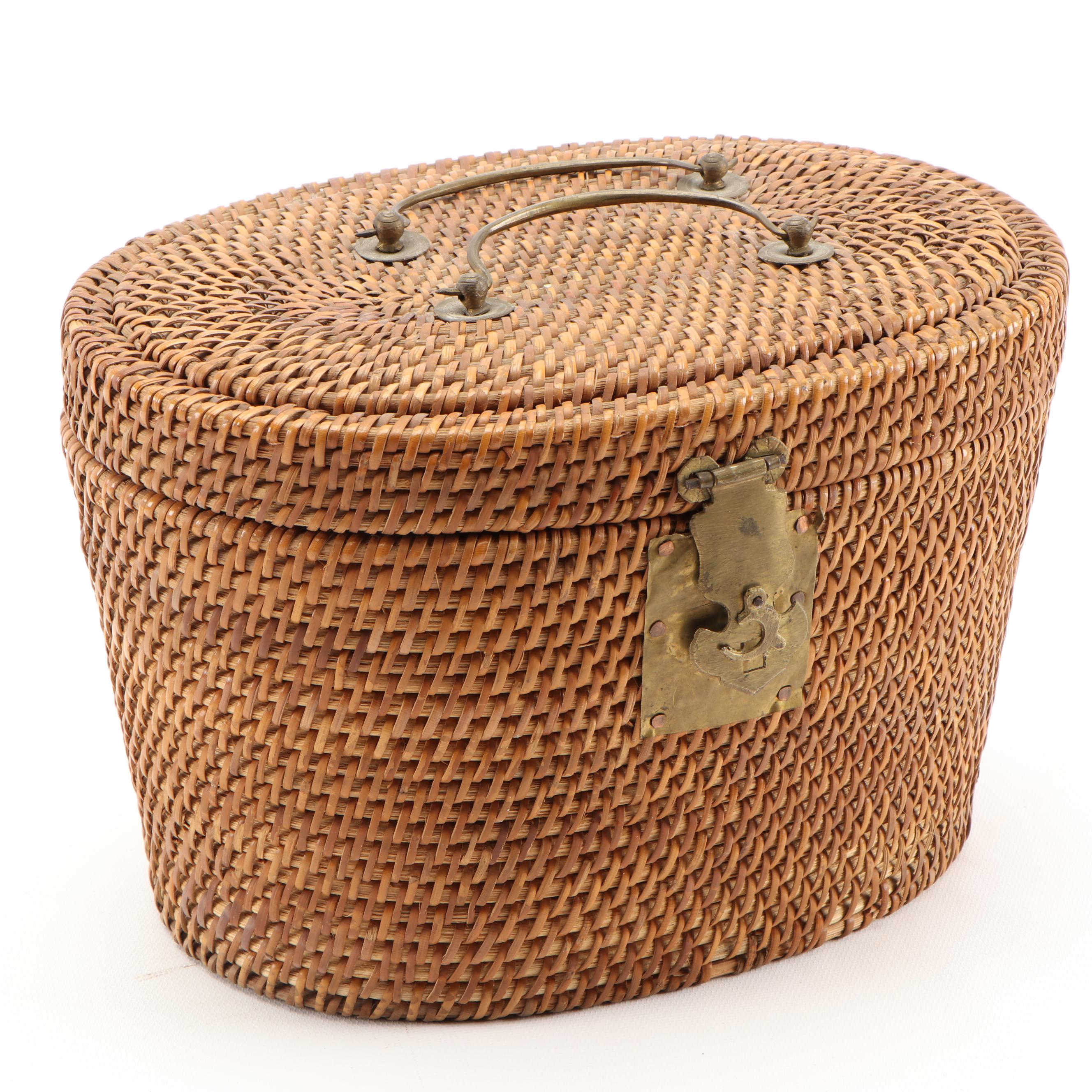 Chinese "Rose Medallion" Travel Tea Pot in Original Basket EBTH