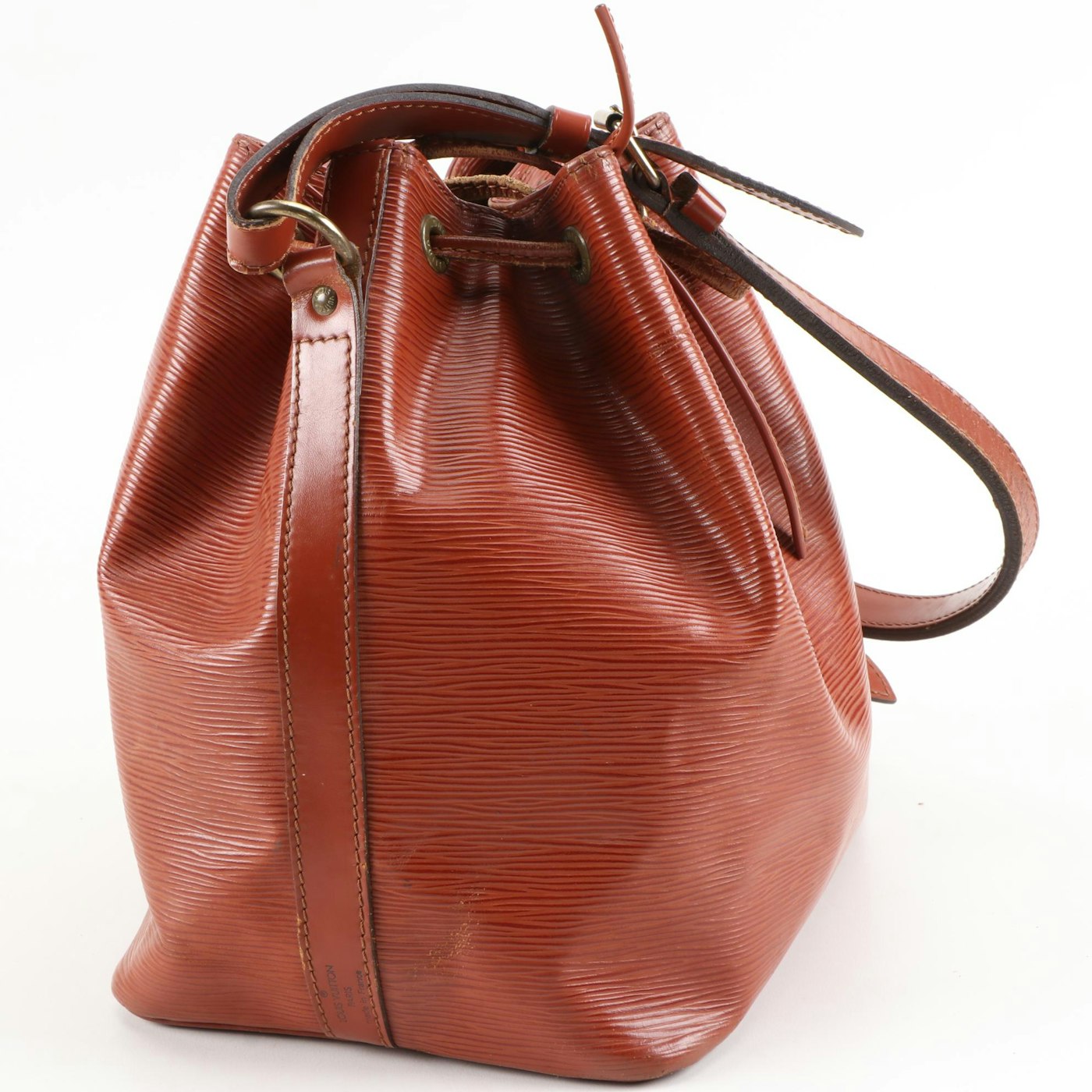 Louis Vuitton Petit Noé Drawstring Bag in Cipango Gold Epi and Smooth Leather | EBTH
