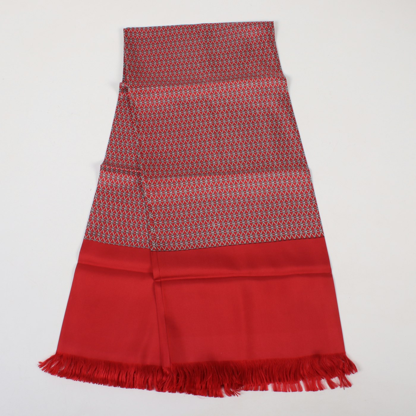 Hermès Link Pattern and Solid Red Silk Twill Muffler Scarf | EBTH