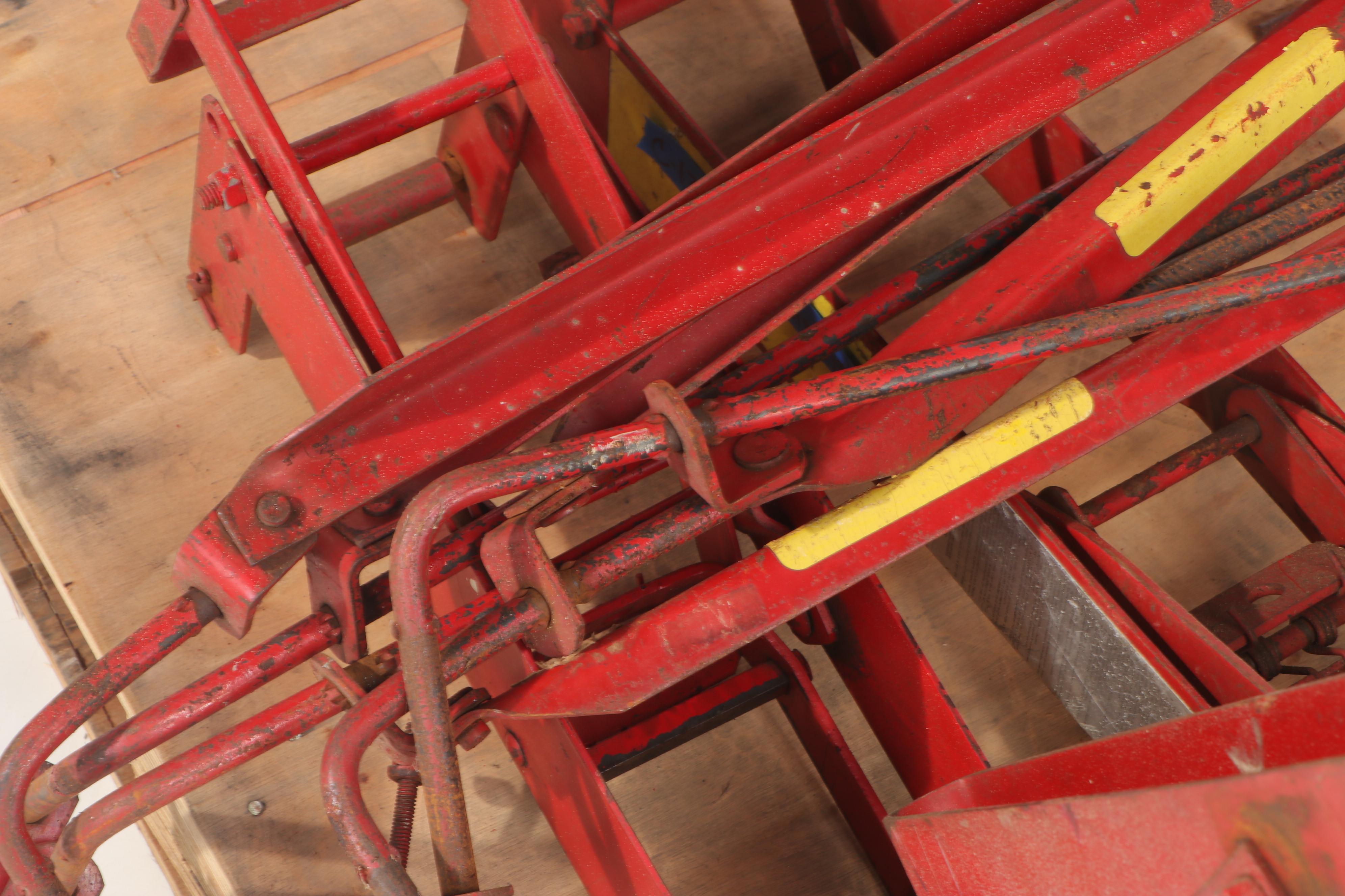 QualCraft Industrial Pump Jack and Scaffolding System Construction