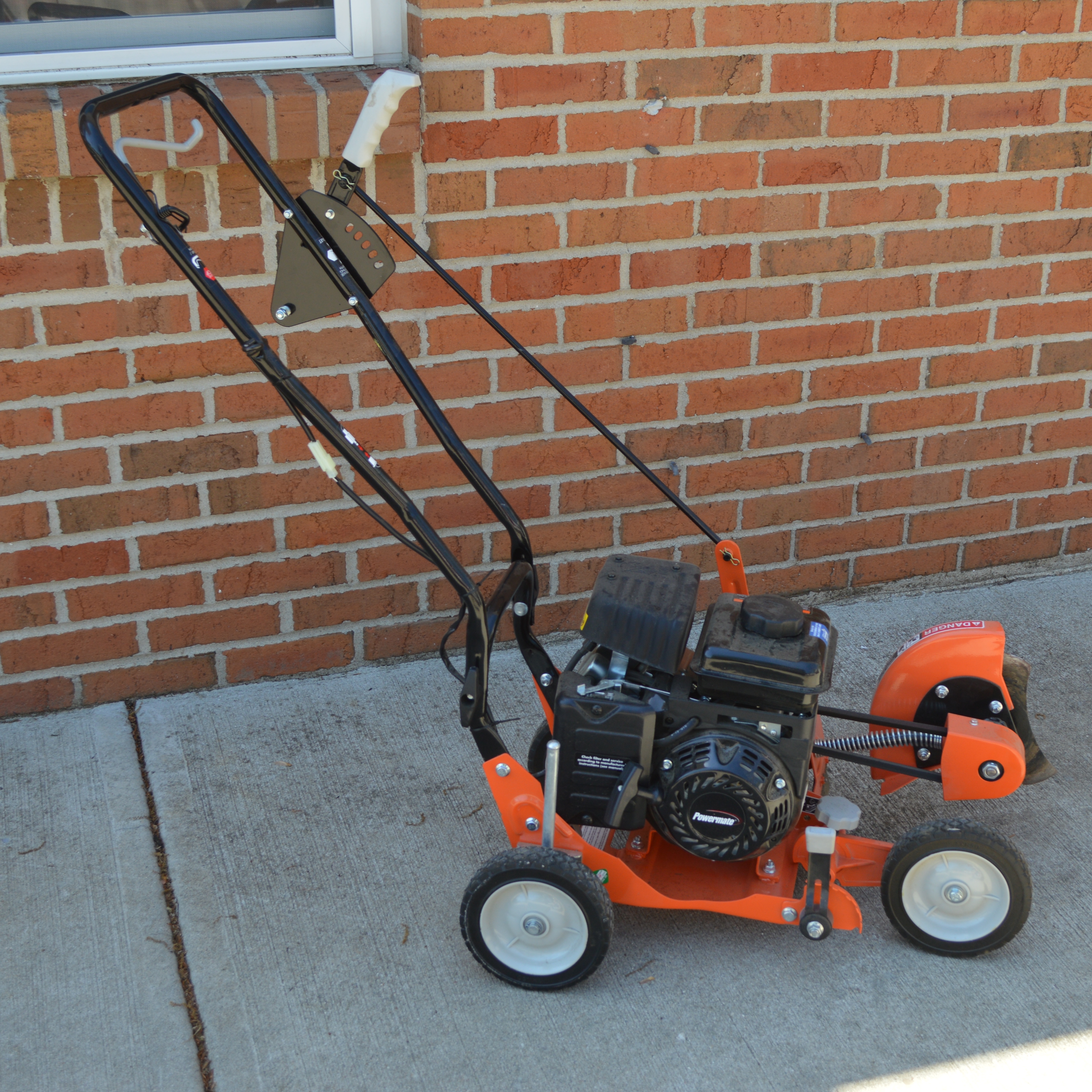 Powermate 9" Walk Behind Gasoline Lawn Edger EBTH