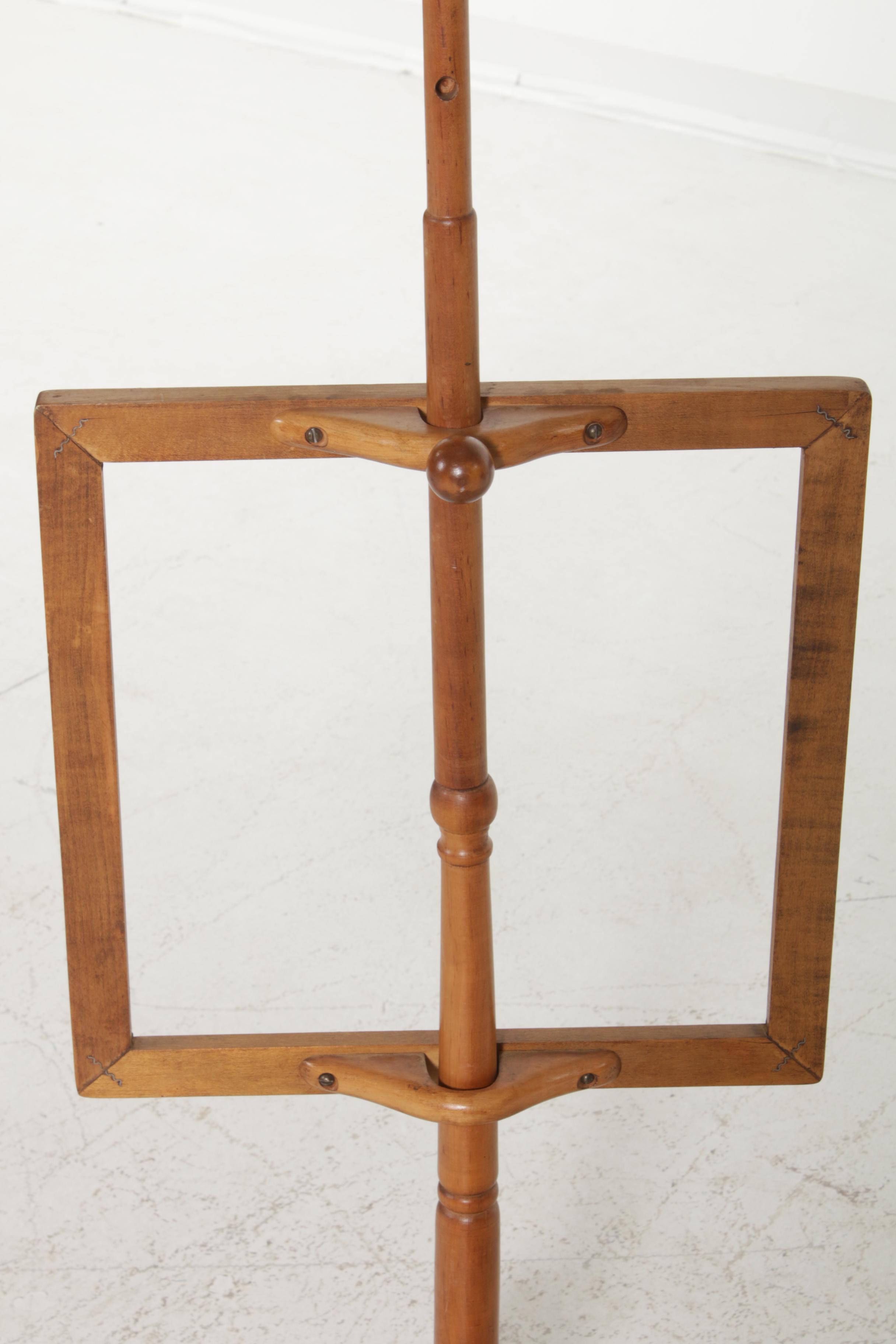 Turned Wood Pole Fire Screen Stand EBTH