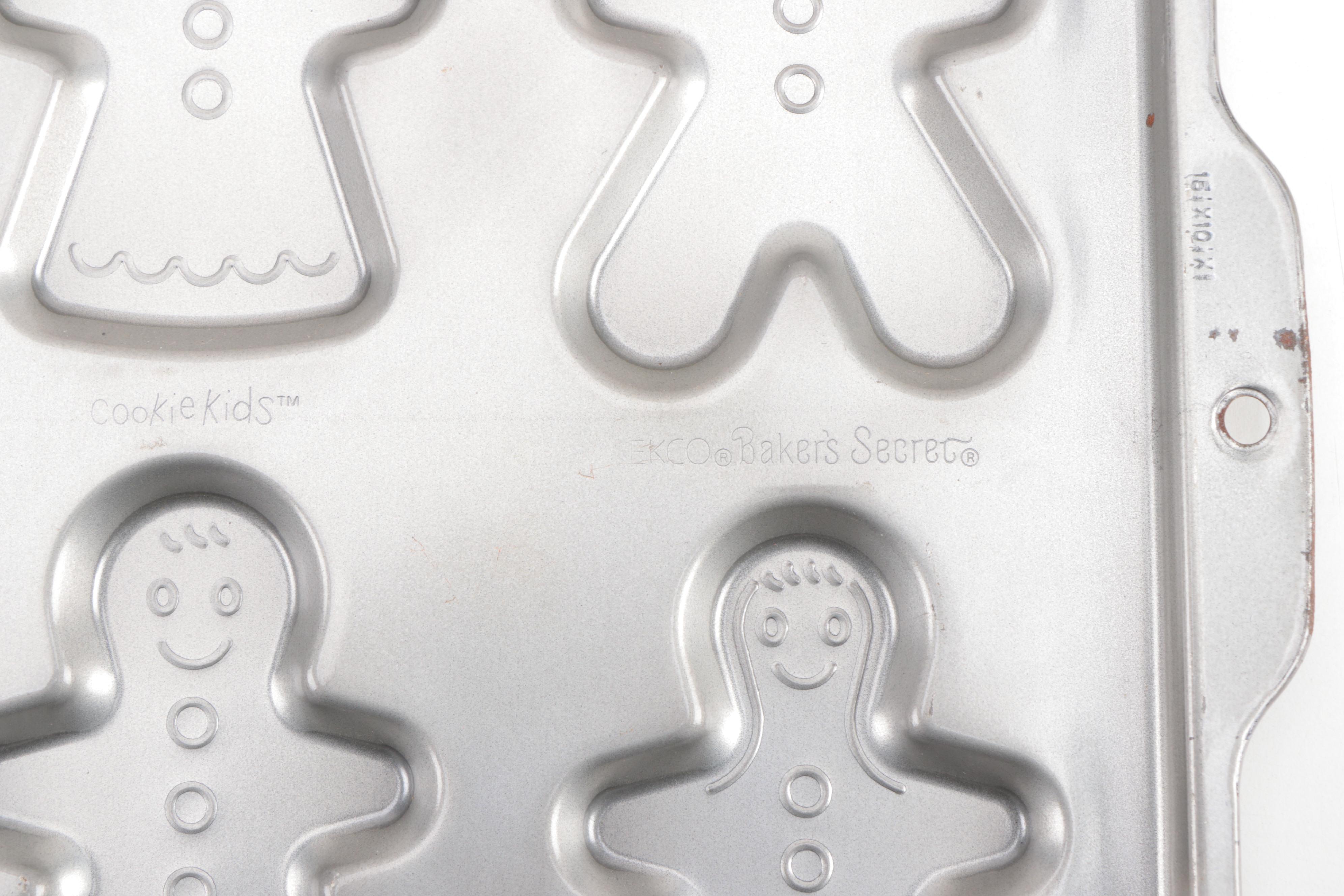 Cast Iron Baking Molds with Aluminum Gingerbread Man Cookie Sheet EBTH