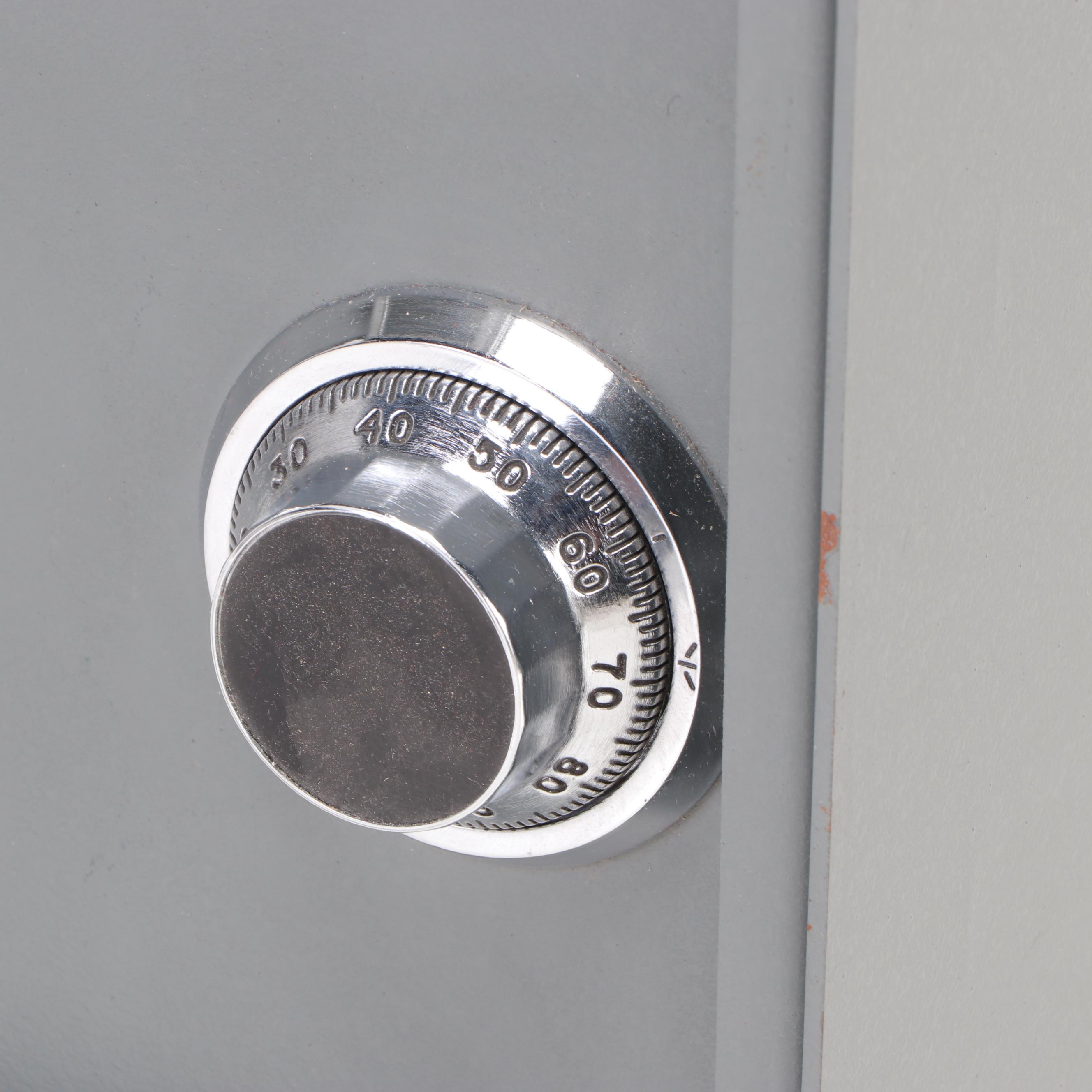 Sargent and Greenleaf Hamilton Home Security Combination Safe, Late