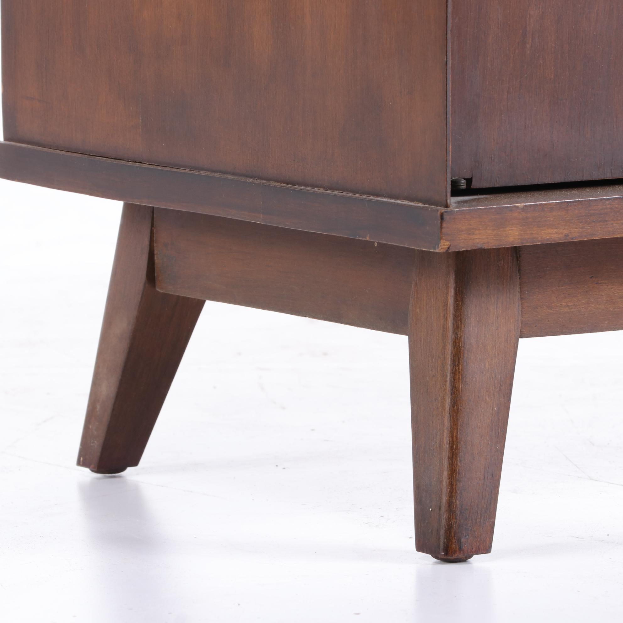 Mid Century Modern Birch China Cabinet | EBTH