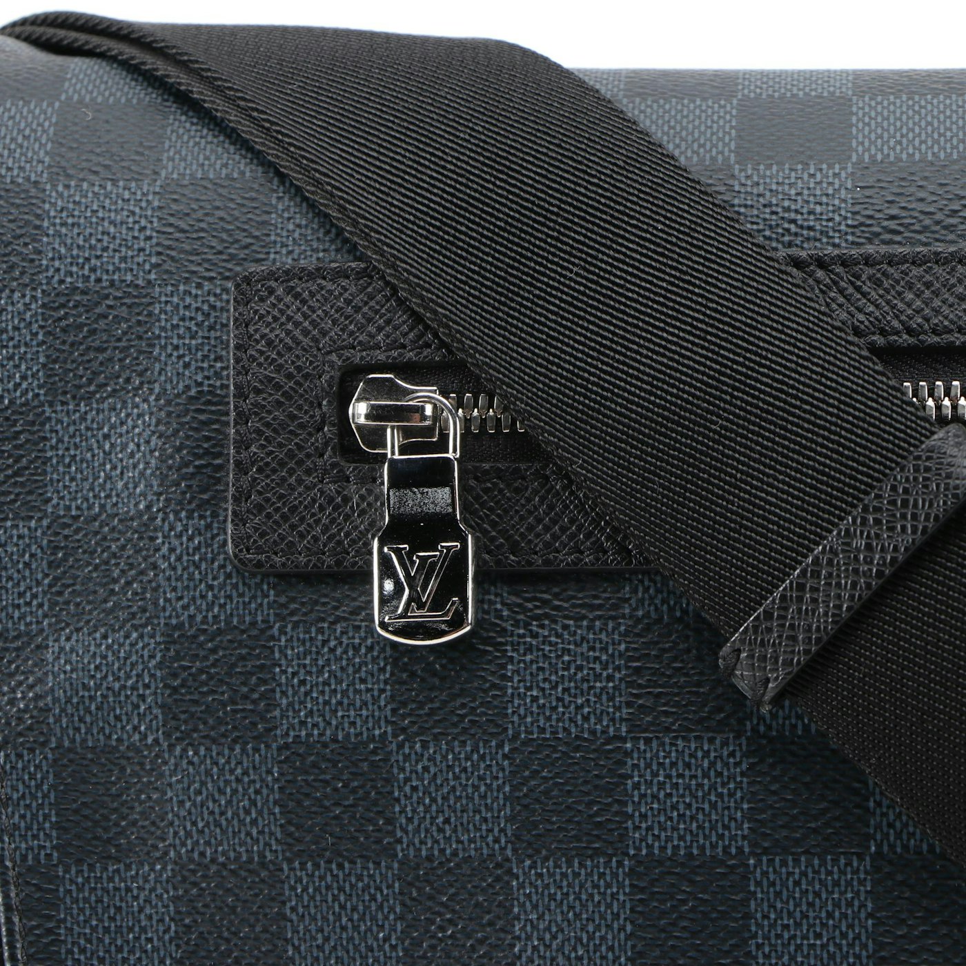 Louis Vuitton Damier Cobalt Matchpoint Messenger Bag | EBTH